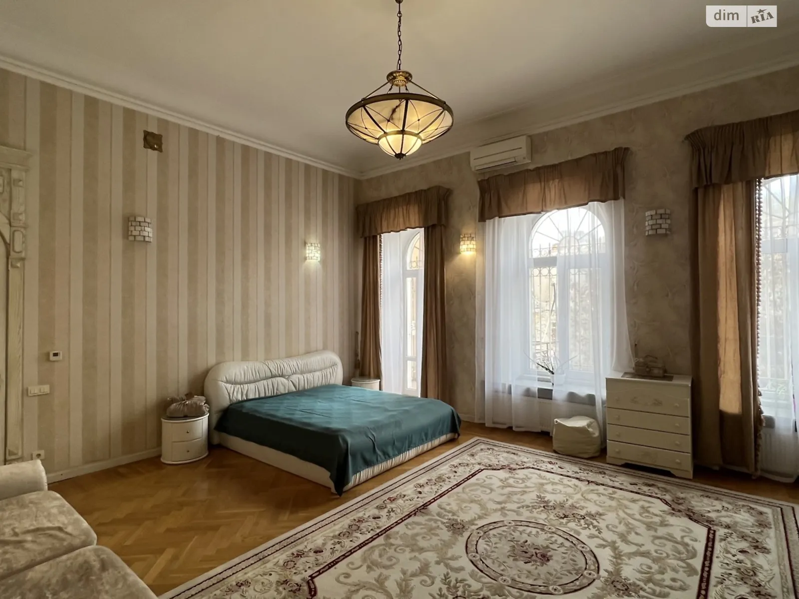 Продается 5-комнатная квартира 164 кв. м в Одессе, ул. Софиевская - фото 1