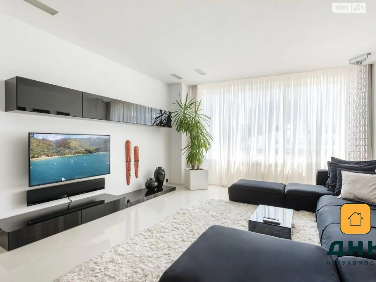 Продається 3-кімнатна квартира 122 кв. м у Одесі, вул. Літературна, 1А - фото 1