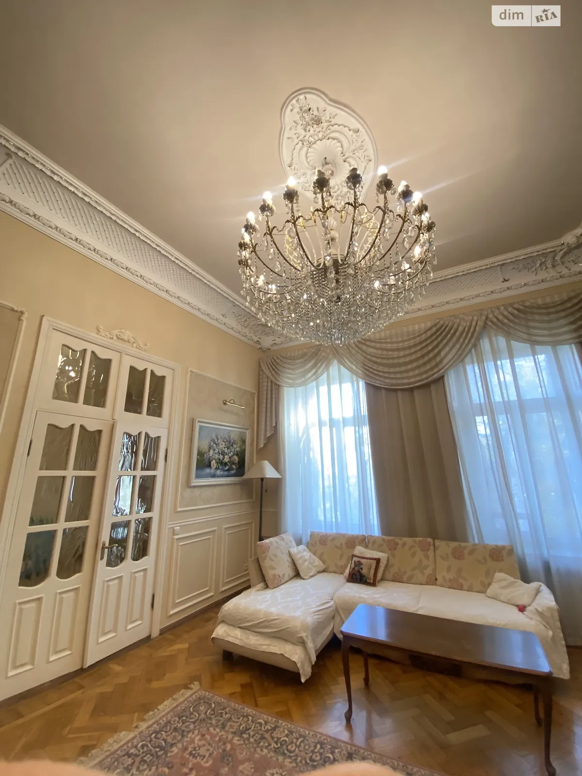 Продается 5-комнатная квартира 153.6 кв. м в Одессе, ул. Преображенская - фото 1