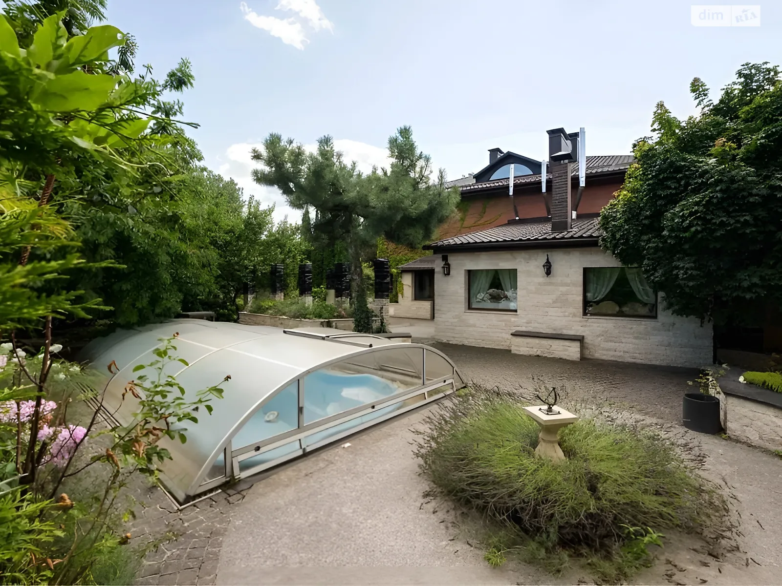 Продается дом на 2 этажа 238.1 кв. м с мебелью, цена: 650000 $ - фото 1