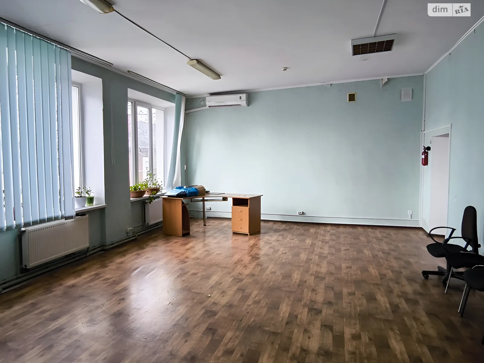Здається в оренду офіс 48.2 кв. м в бізнес-центрі, цена: 8676 грн - фото 1