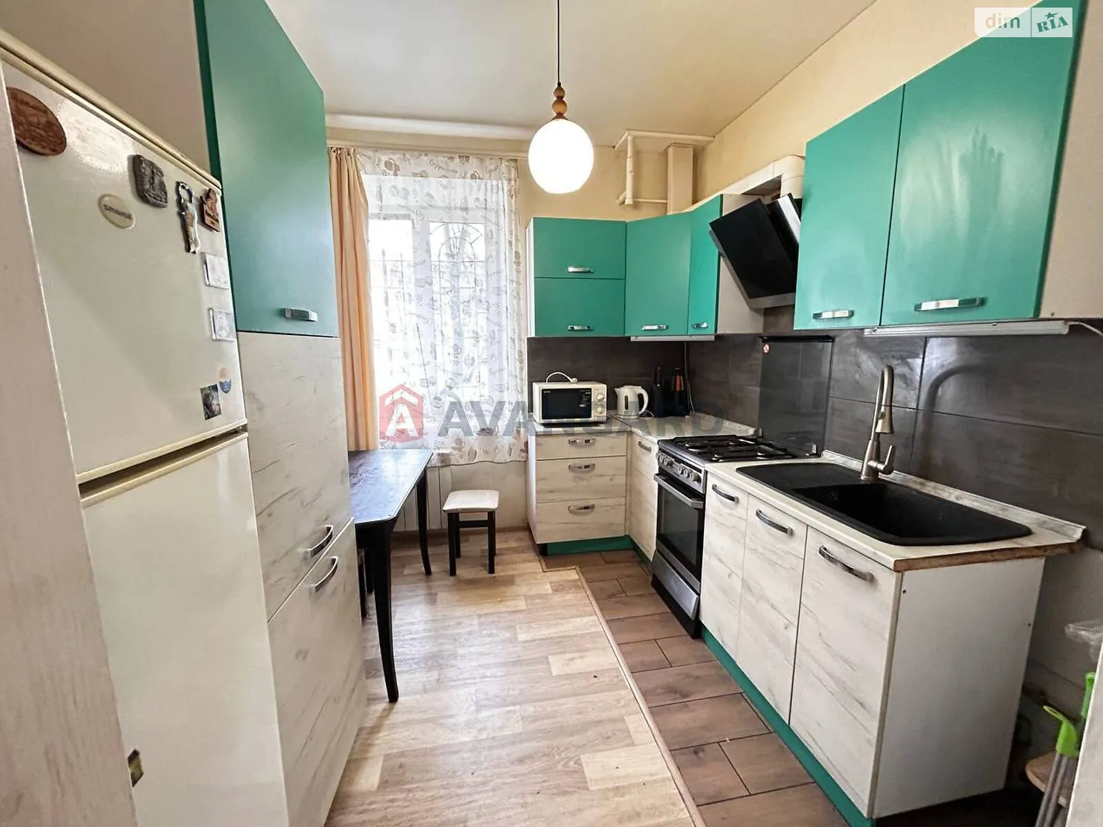 3-кімнатна квартира 61 кв. м у Запоріжжі, вул. Кругова, 154 - фото 1