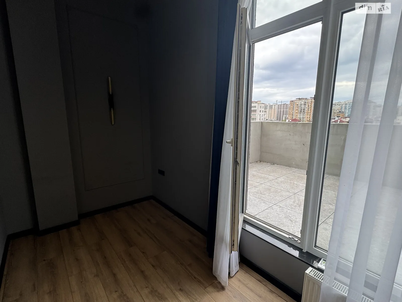 Продається 2-кімнатна квартира 60 кв. м у Одесі, вул. Педагогічна, 34А - фото 1