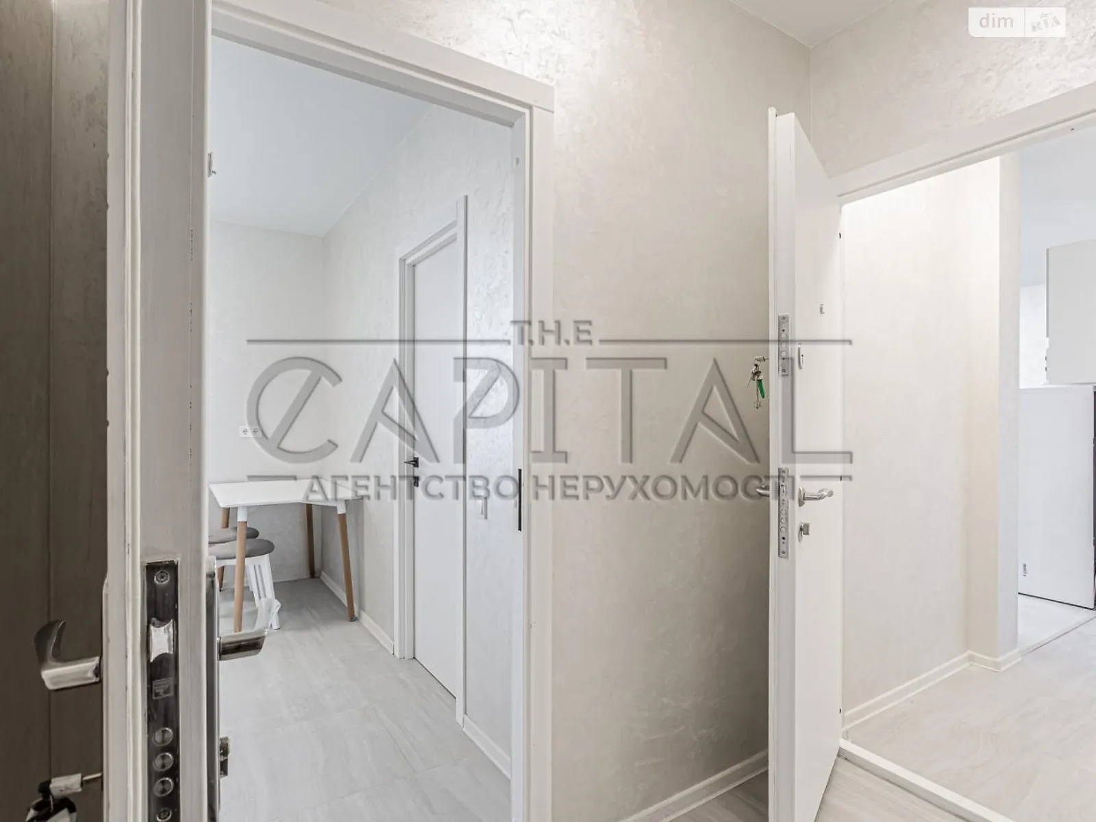 Продается 3-комнатная квартира 90 кв. м в Киеве - фото 1