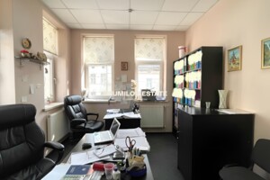 Довгострокова оренда офісного приміщення, Львів, р‑н. Привокзальна, Міхновських Братів вулиця