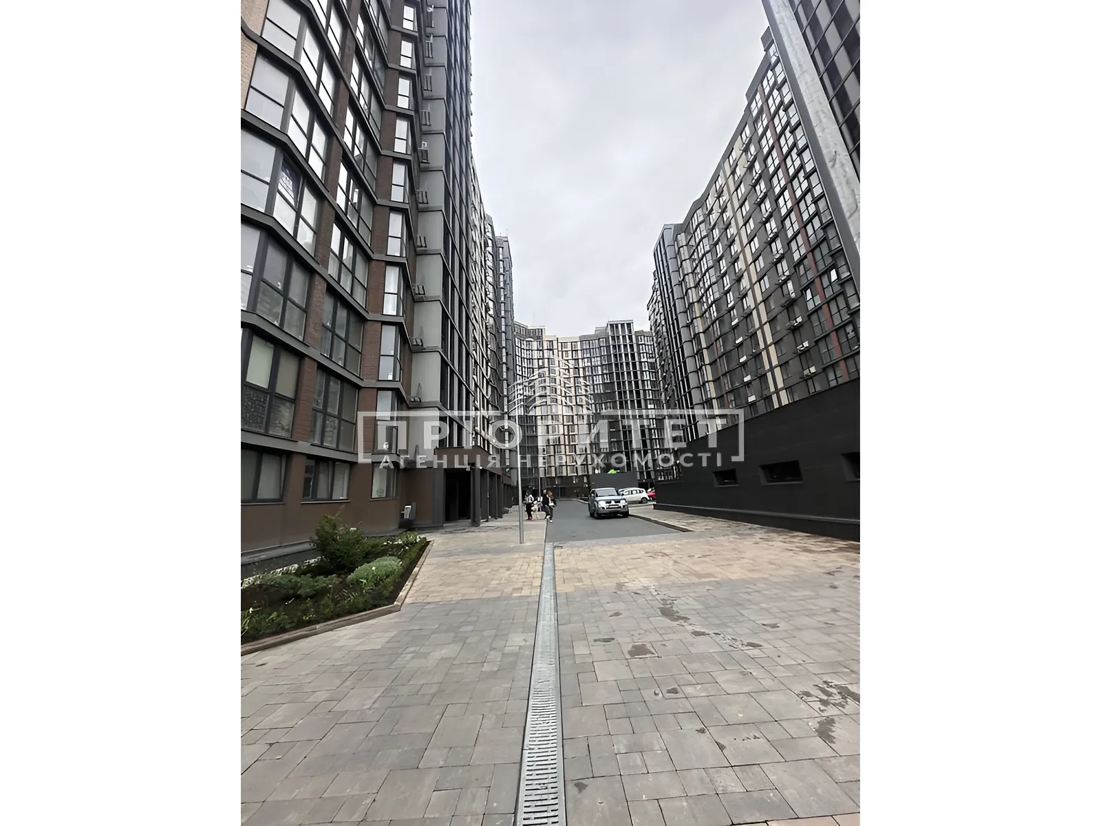 Продается 1-комнатная квартира 50 кв. м в Одессе, ул. Прохоровская - фото 1
