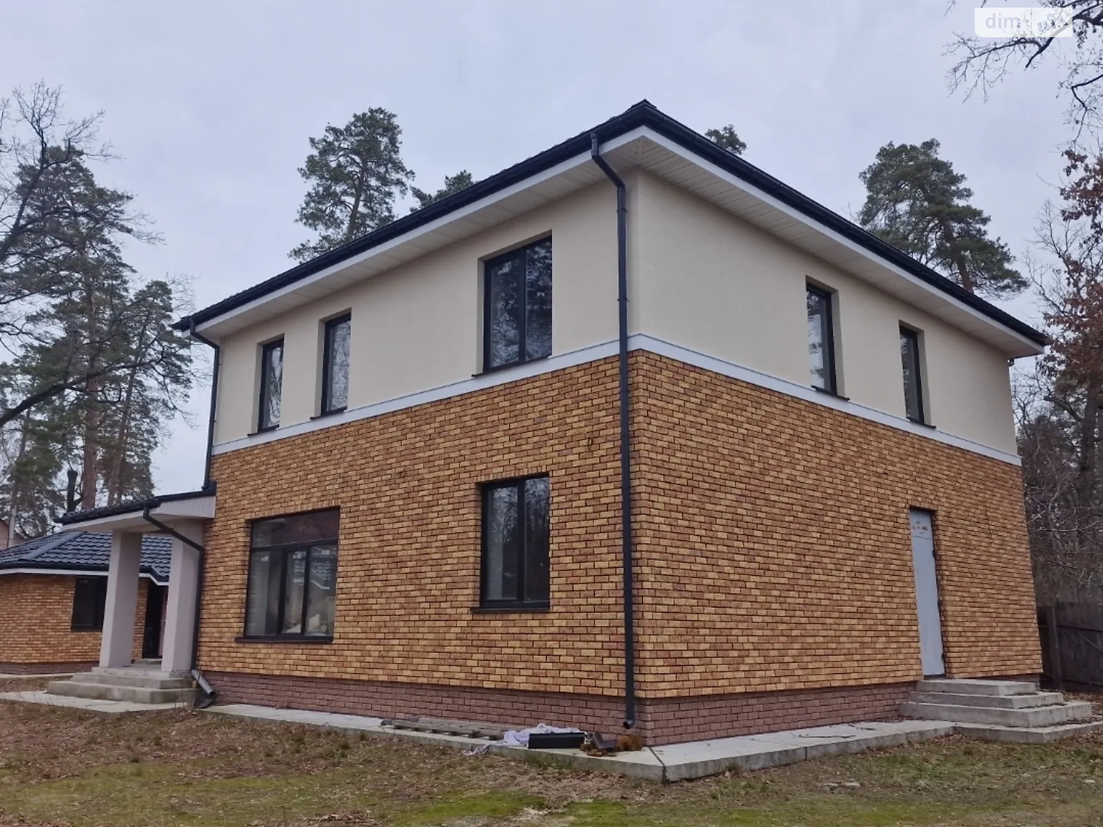Продається будинок 2 поверховий 200 кв. м з каміном, цена: 480000 $ - фото 1