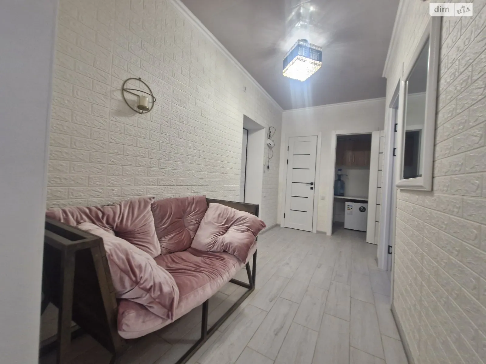 Продається 2-кімнатна квартира 53.4 кв. м у Ірпені, вул. Висока, 3А - фото 1