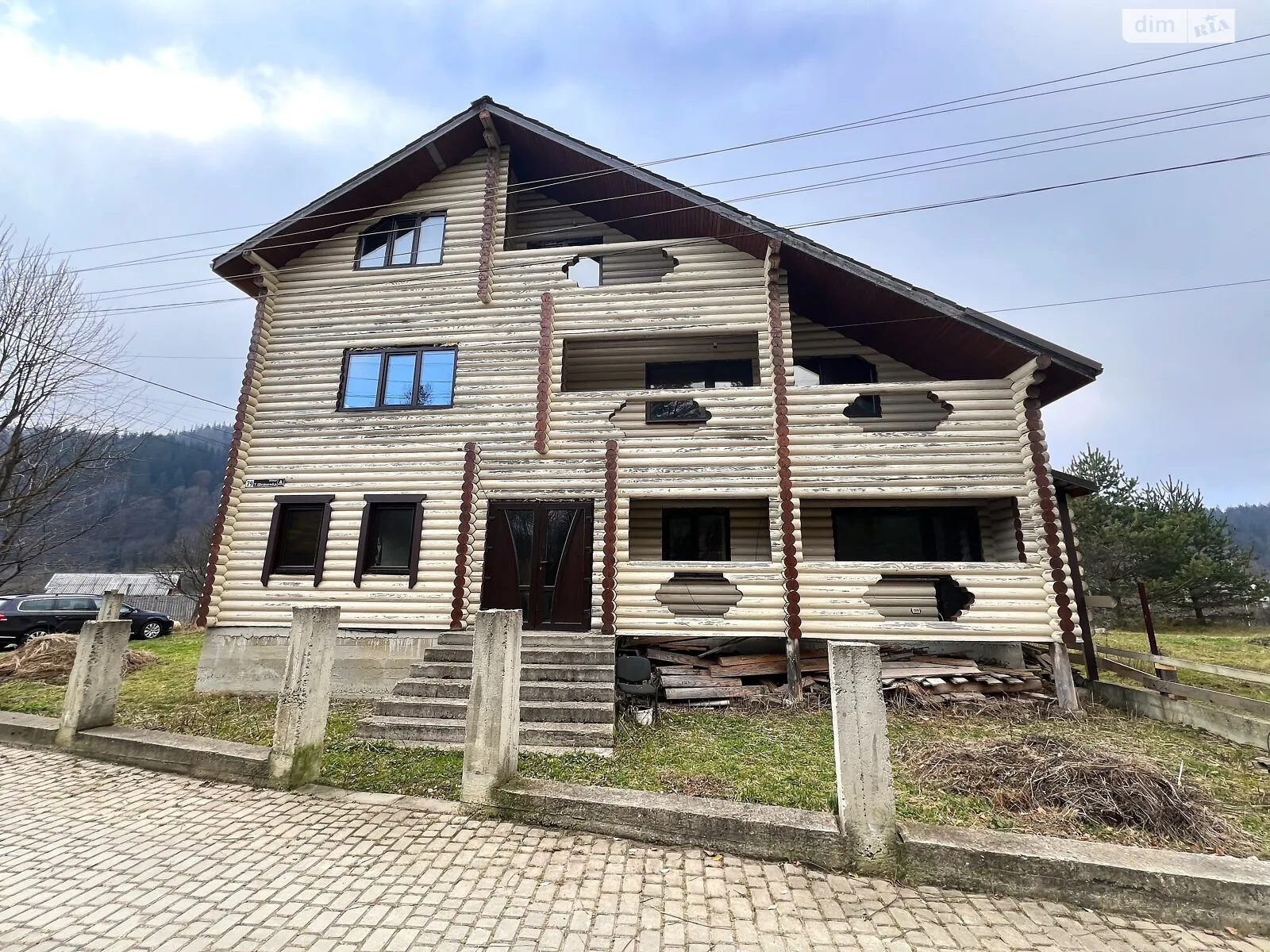 Продается дом на 2 этажа 274 кв. м с балконом, цена: 180000 $ - фото 1
