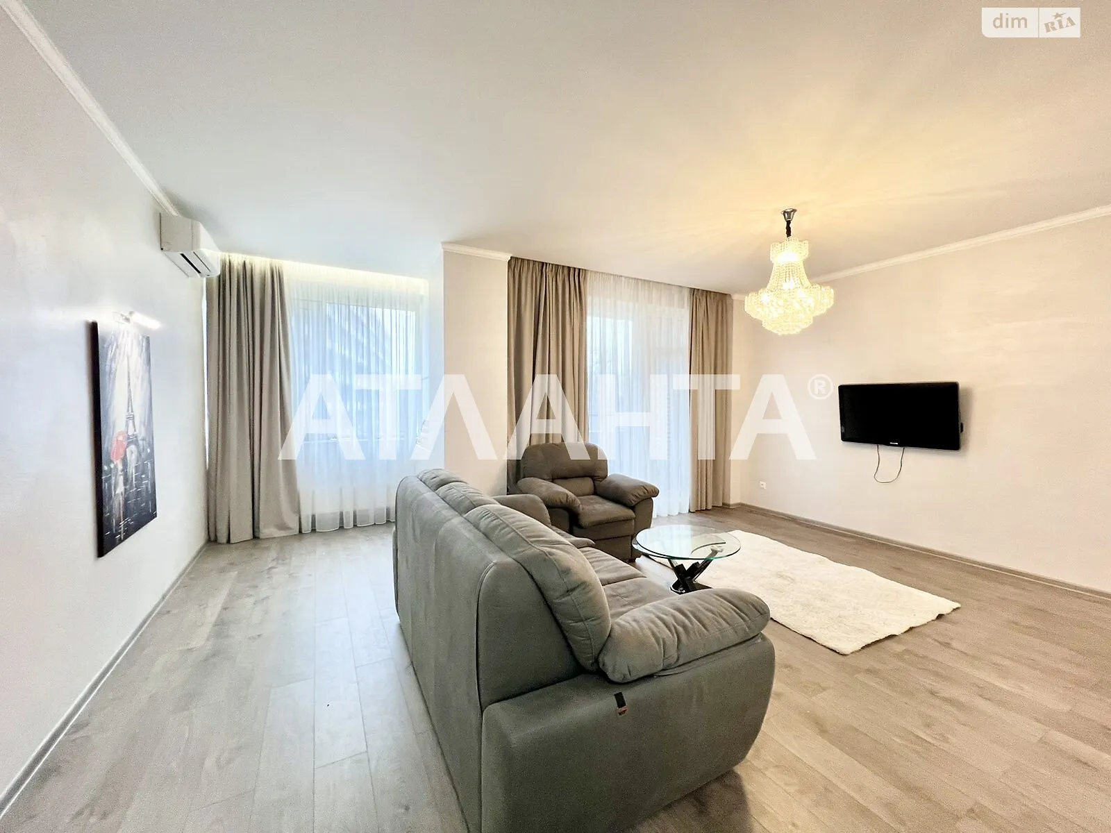 Продається 2-кімнатна квартира 75 кв. м у Одесі, бул. Французький, 85/5 - фото 1