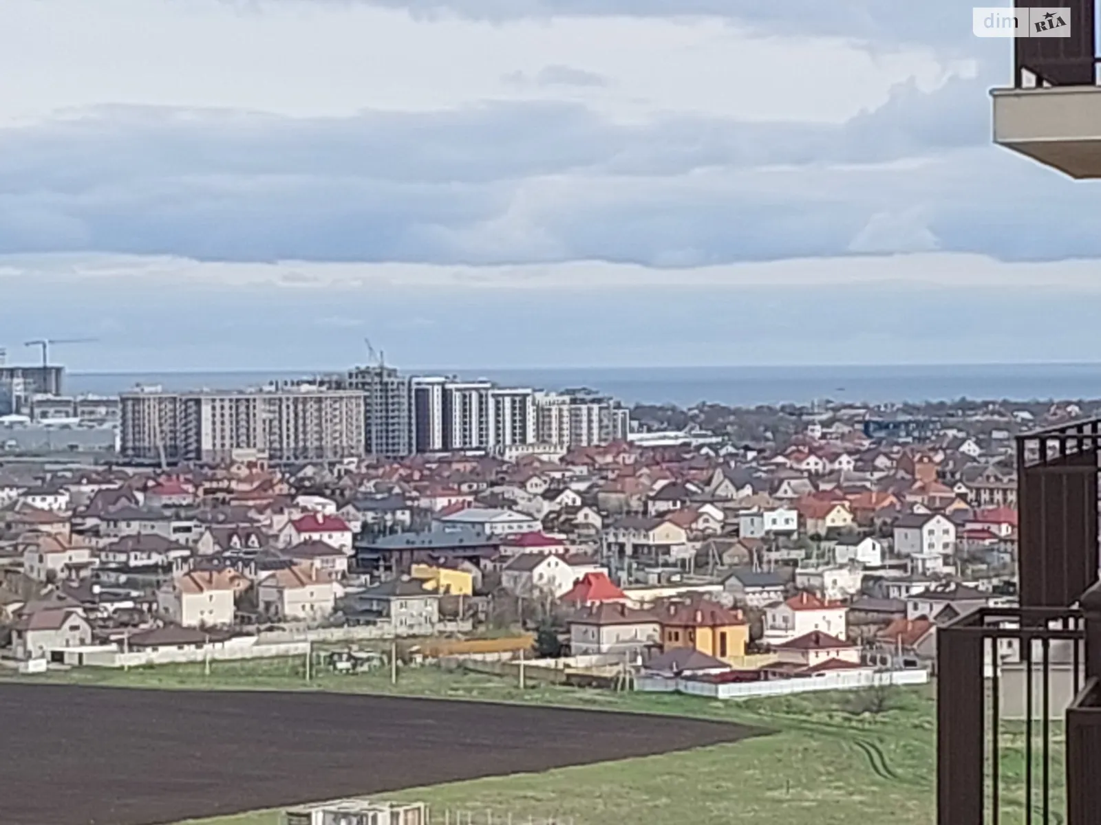 Продається 1-кімнатна квартира 40 кв. м у Одесі, вул. Академіка Сахарова - фото 1