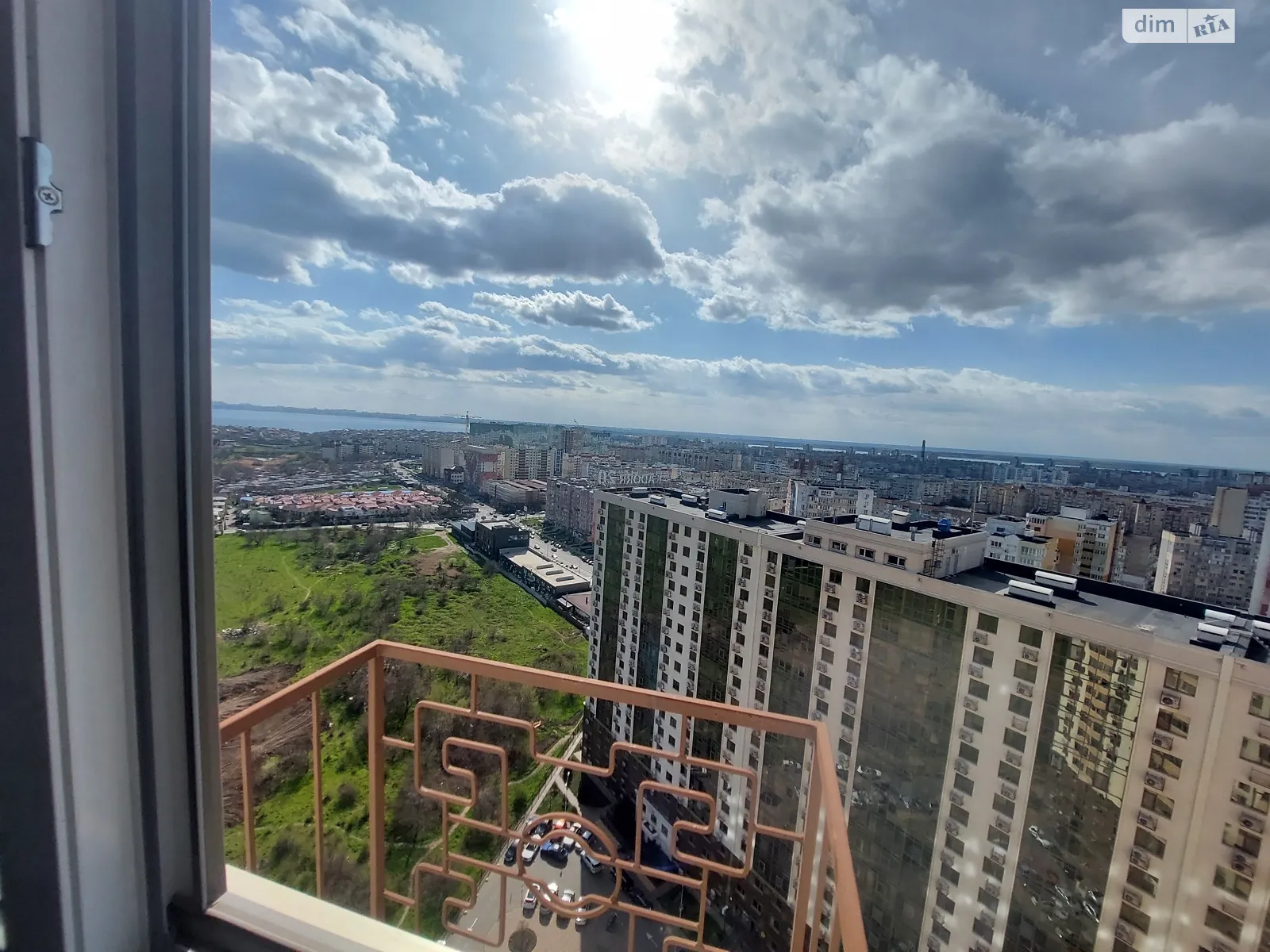 Продається 1-кімнатна квартира 46 кв. м у Крижанівка, цена: 48500 $ - фото 1