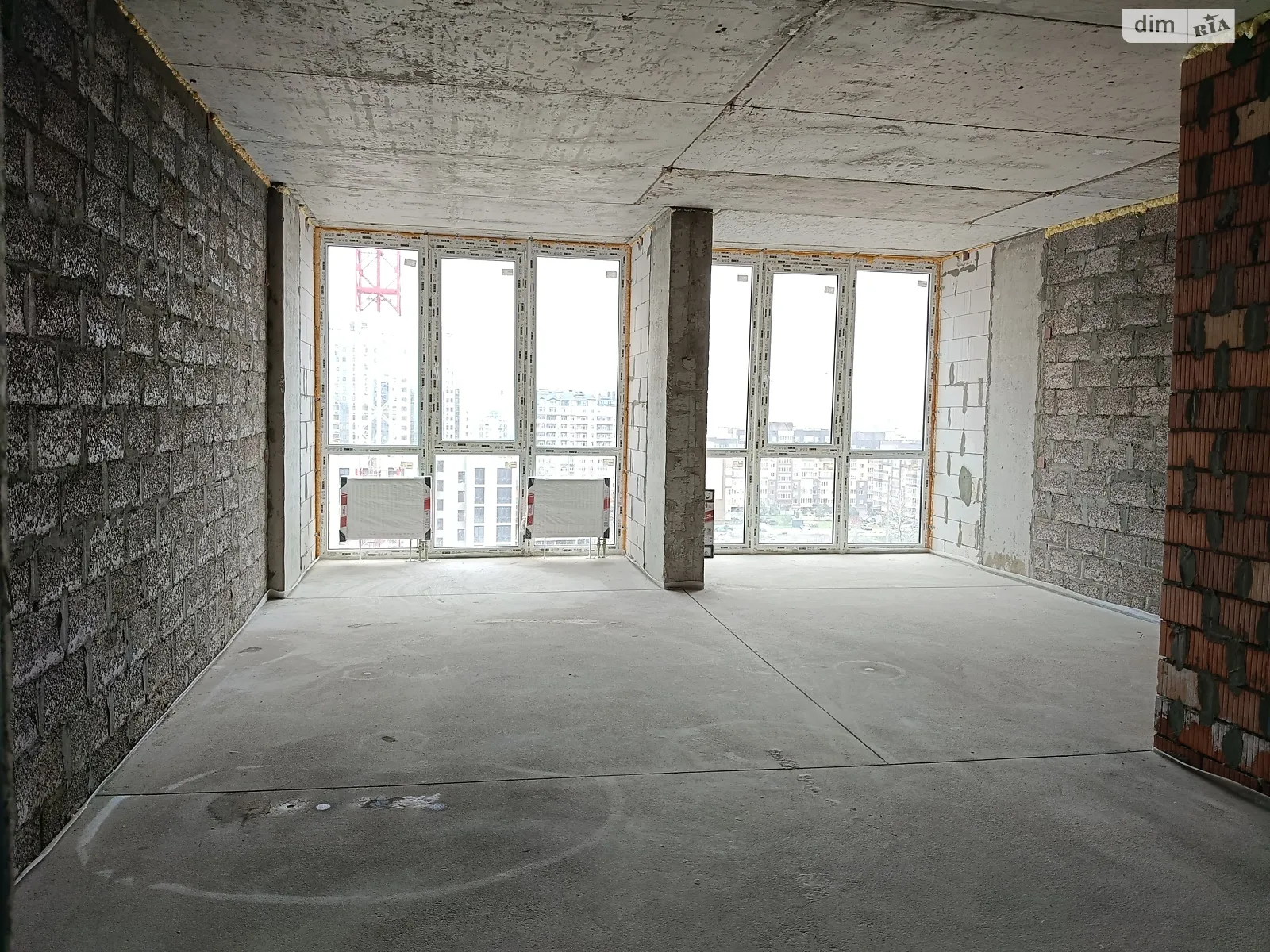 Продается 1-комнатная квартира 42 кв. м в Крыжановка, ул. Николаевская - фото 1