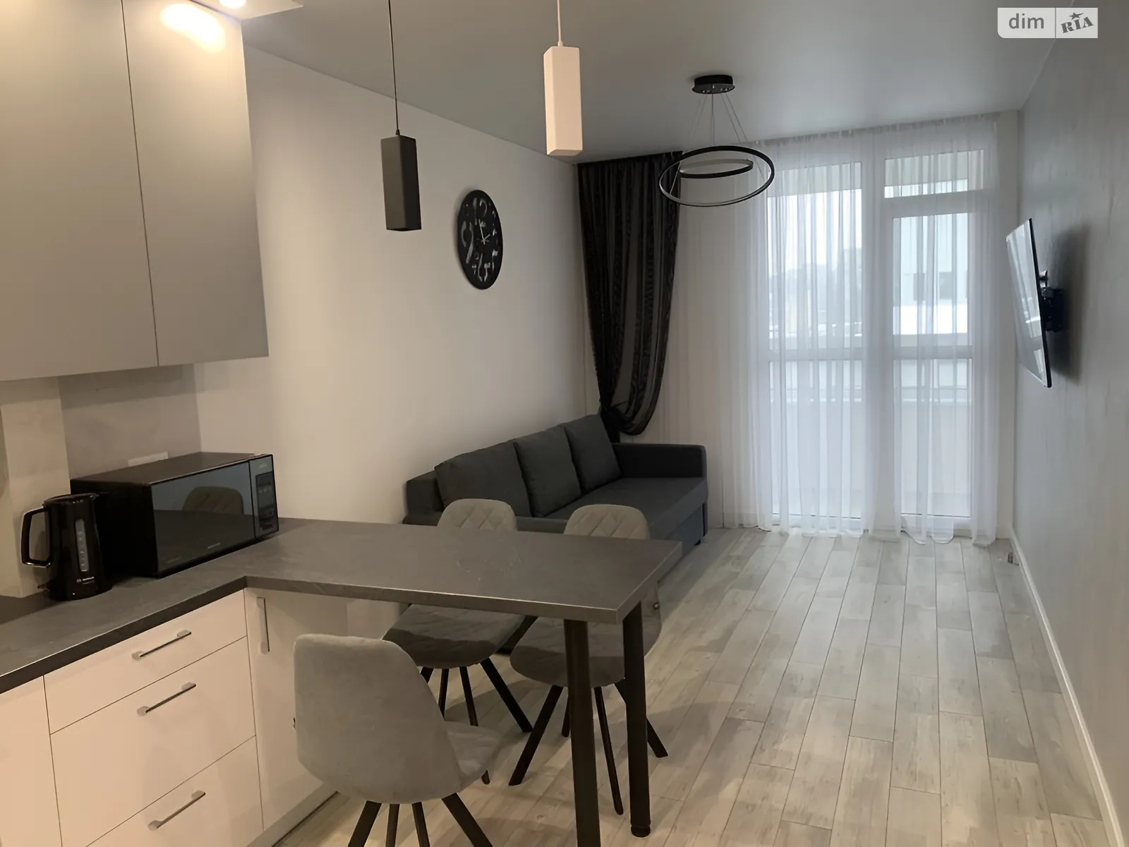 Здається в оренду 1-кімнатна квартира 45 кв. м у Львові, вул. Топольна - фото 1