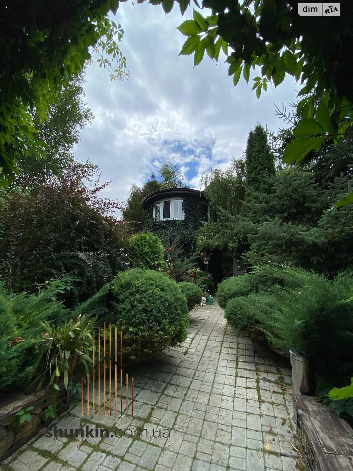 Продається будинок 2 поверховий 156.3 кв. м з гаражем, цена: 89000 $ - фото 1