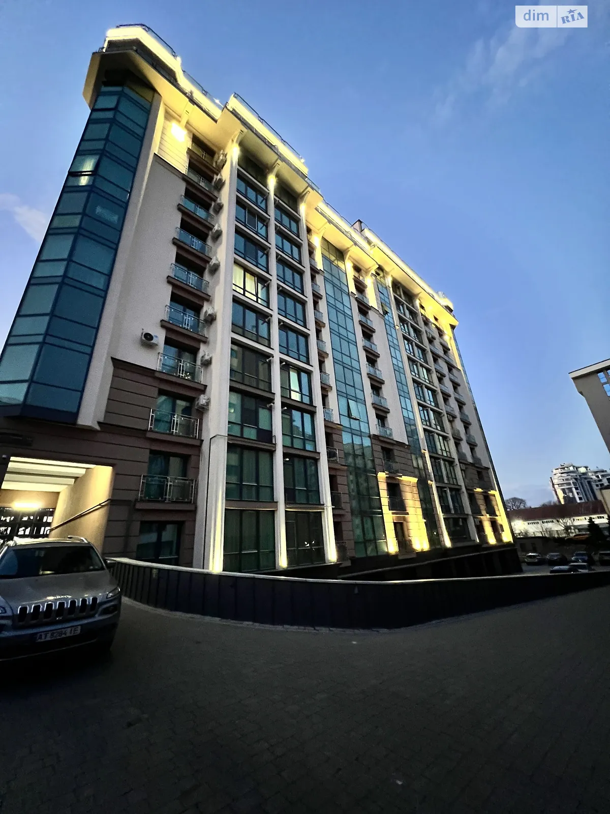 ул. Гетьмана Ивана Мазепы Центр Ивано-Франковск ЖК HydroPark DeLuxe - фото 2