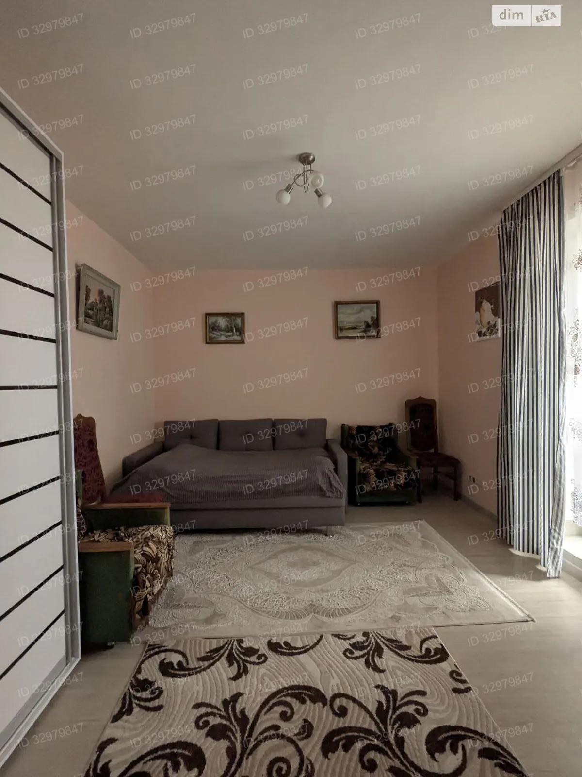 Продается 1-комнатная квартира 39 кв. м в Харькове, ул. Роганская, 130/3 - фото 1