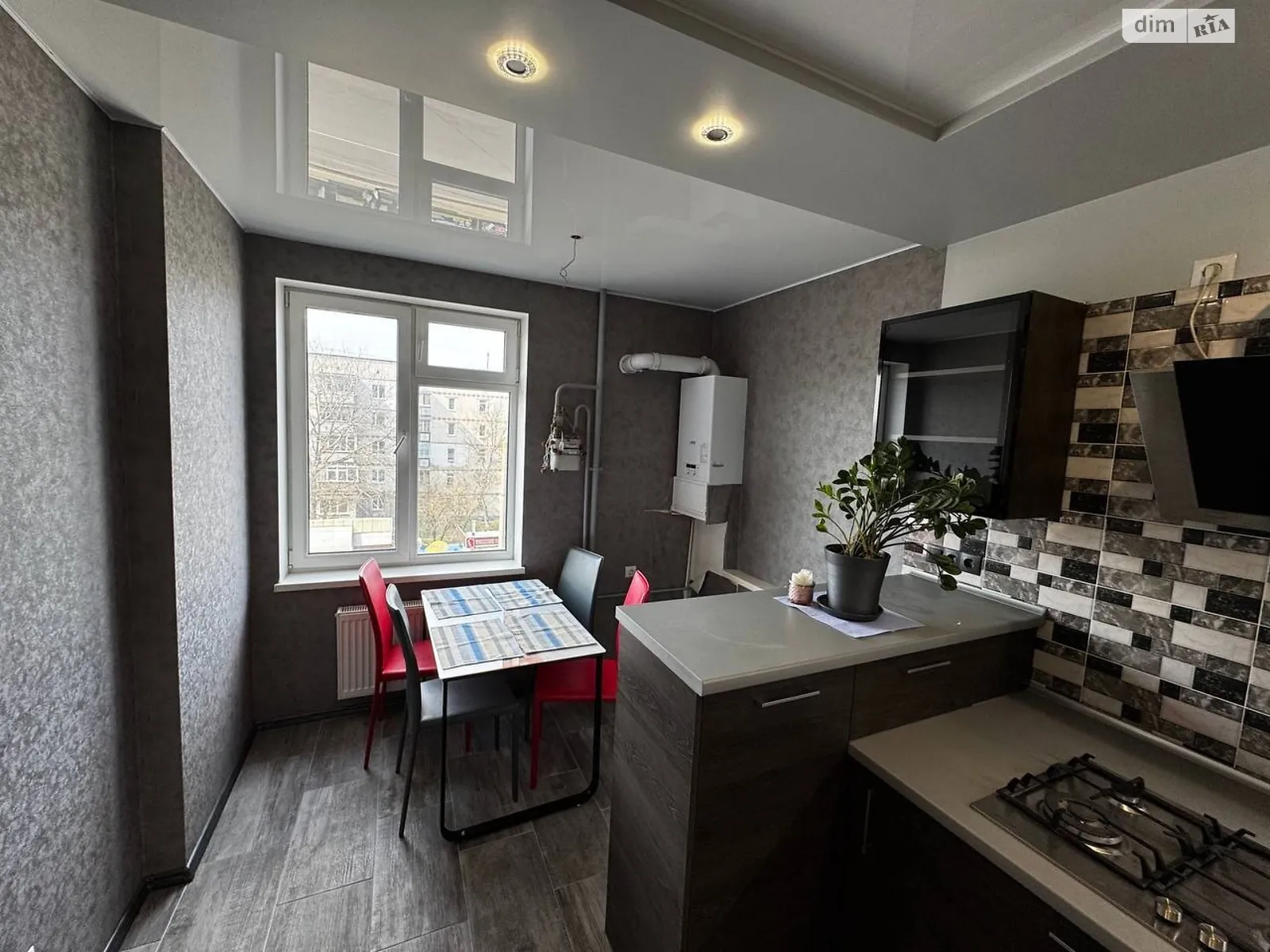 Продается 2-комнатная квартира 75.6 кв. м в Хмельницком, ул. Довженко - фото 1