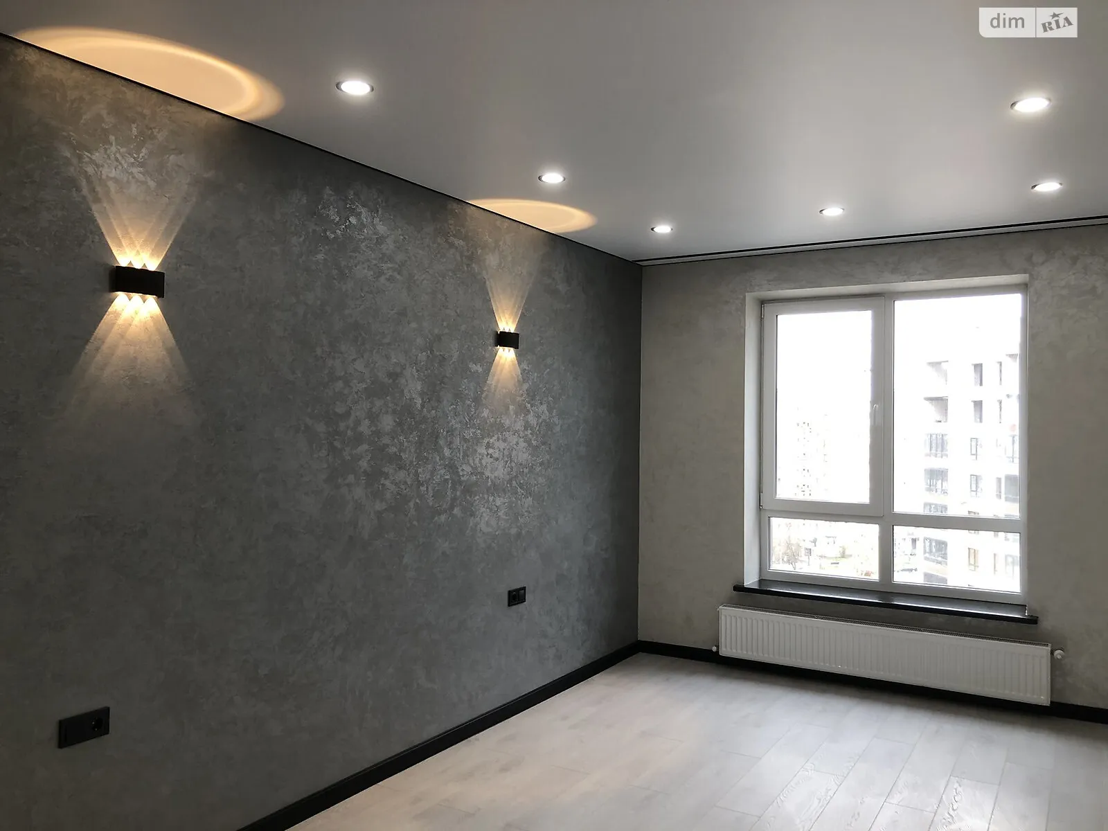 Продается 1-комнатная квартира 48 кв. м в Житомире - фото 1