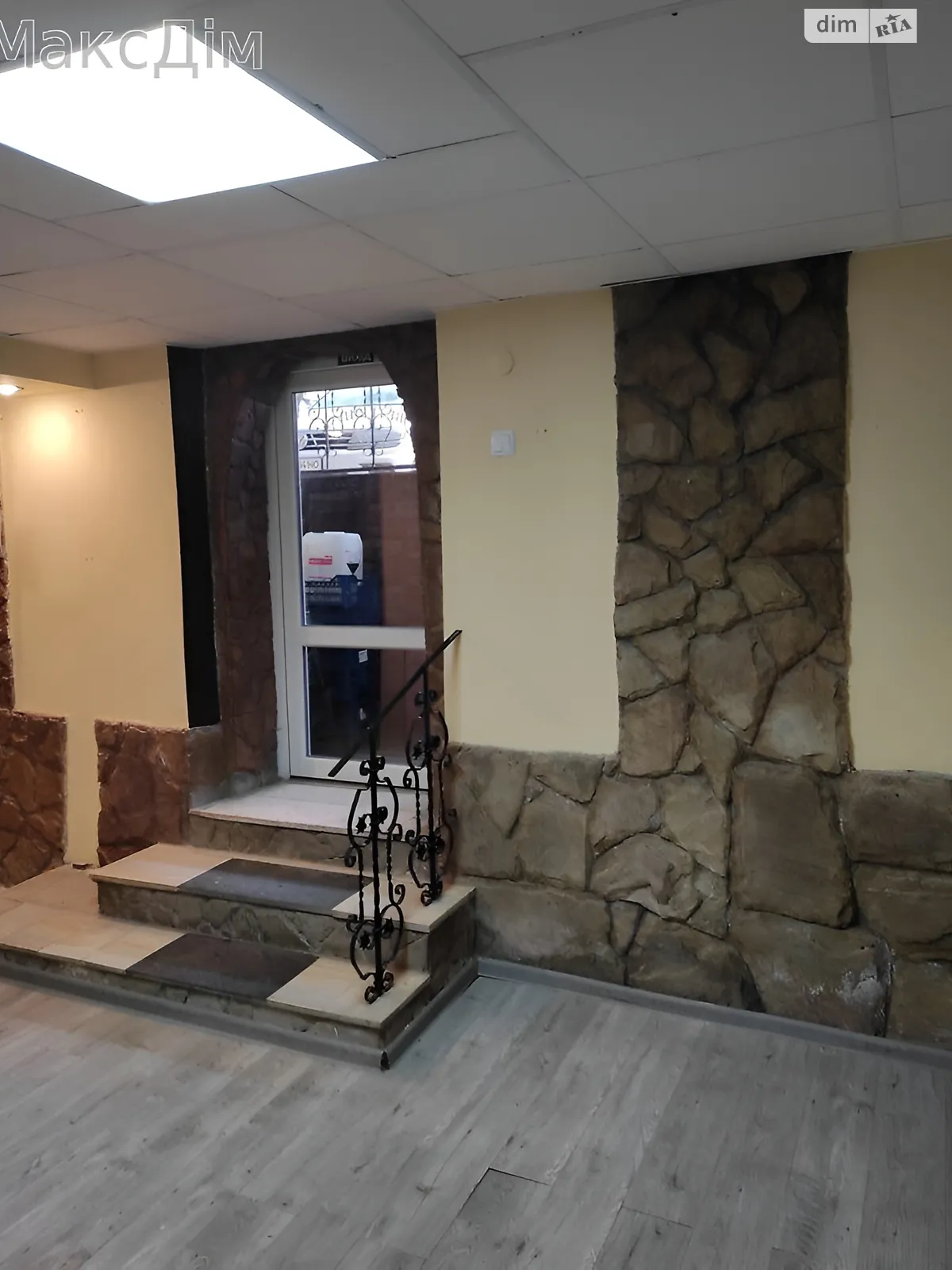 Продається приміщення вільного призначення 25 кв. м в 2-поверховій будівлі, цена: 37500 $ - фото 1