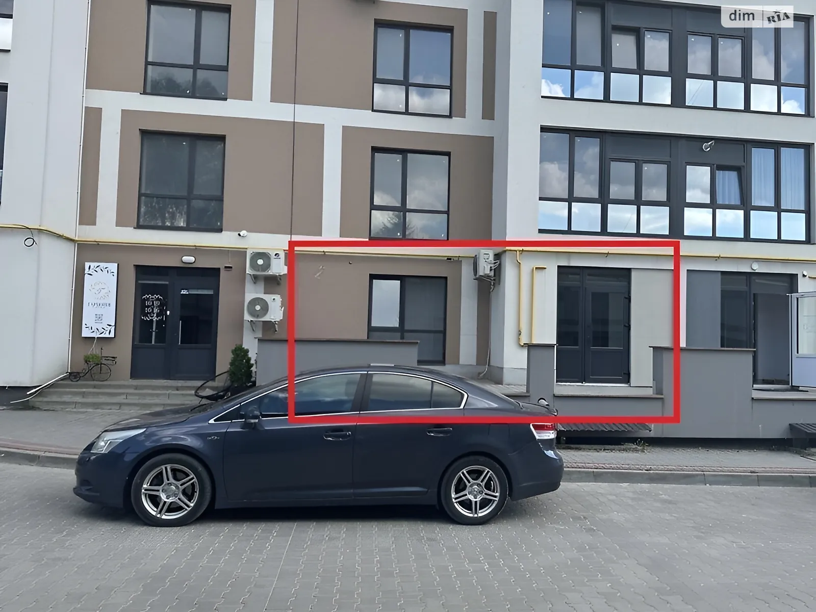 Сдается в аренду офис 65 кв. м в бизнес-центре, цена: 15000 грн - фото 1