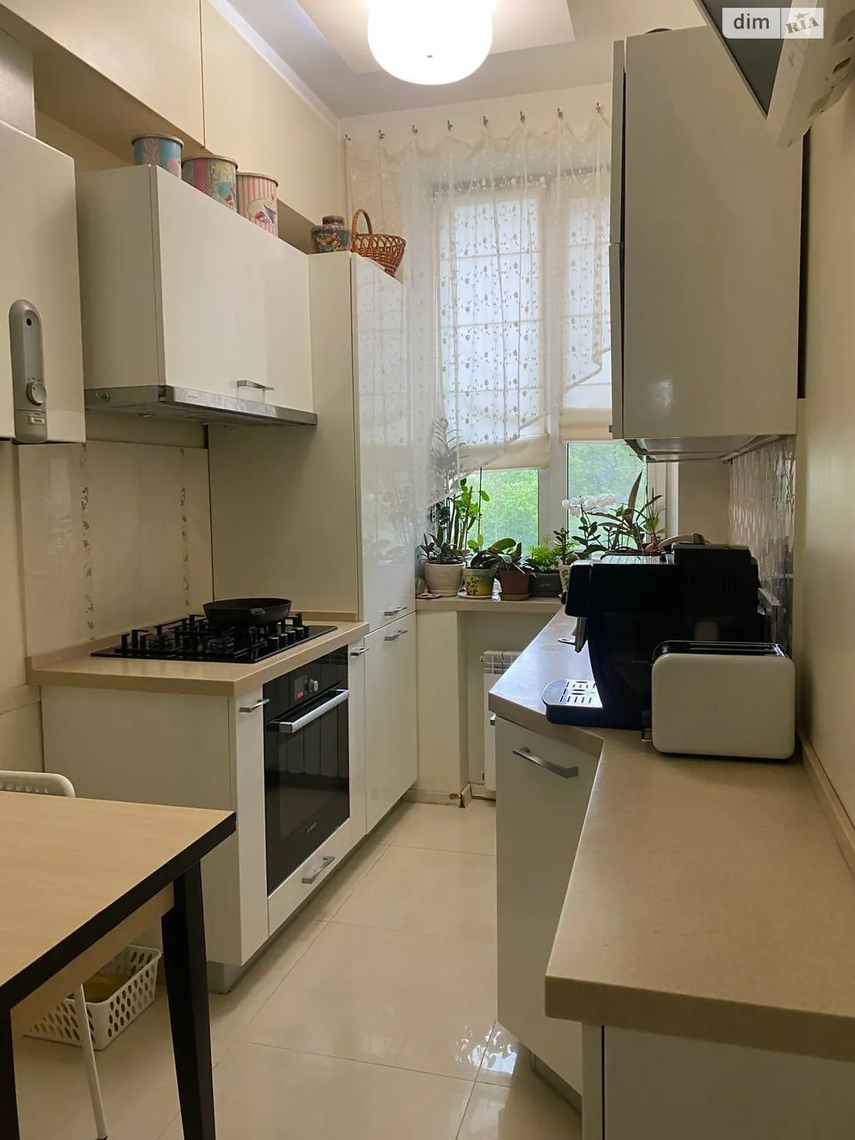 Продається 3-кімнатна квартира 60.88 кв. м у Києві, вул. Юрківська, 36 - фото 1