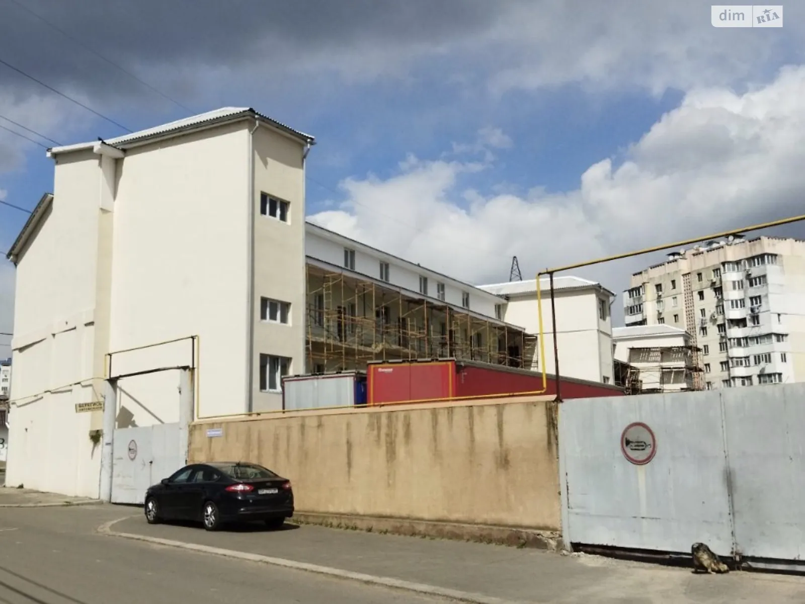 Продается 1-комнатная квартира 13.4 кв. м в Одессе, пер. Строительный, 3 - фото 1