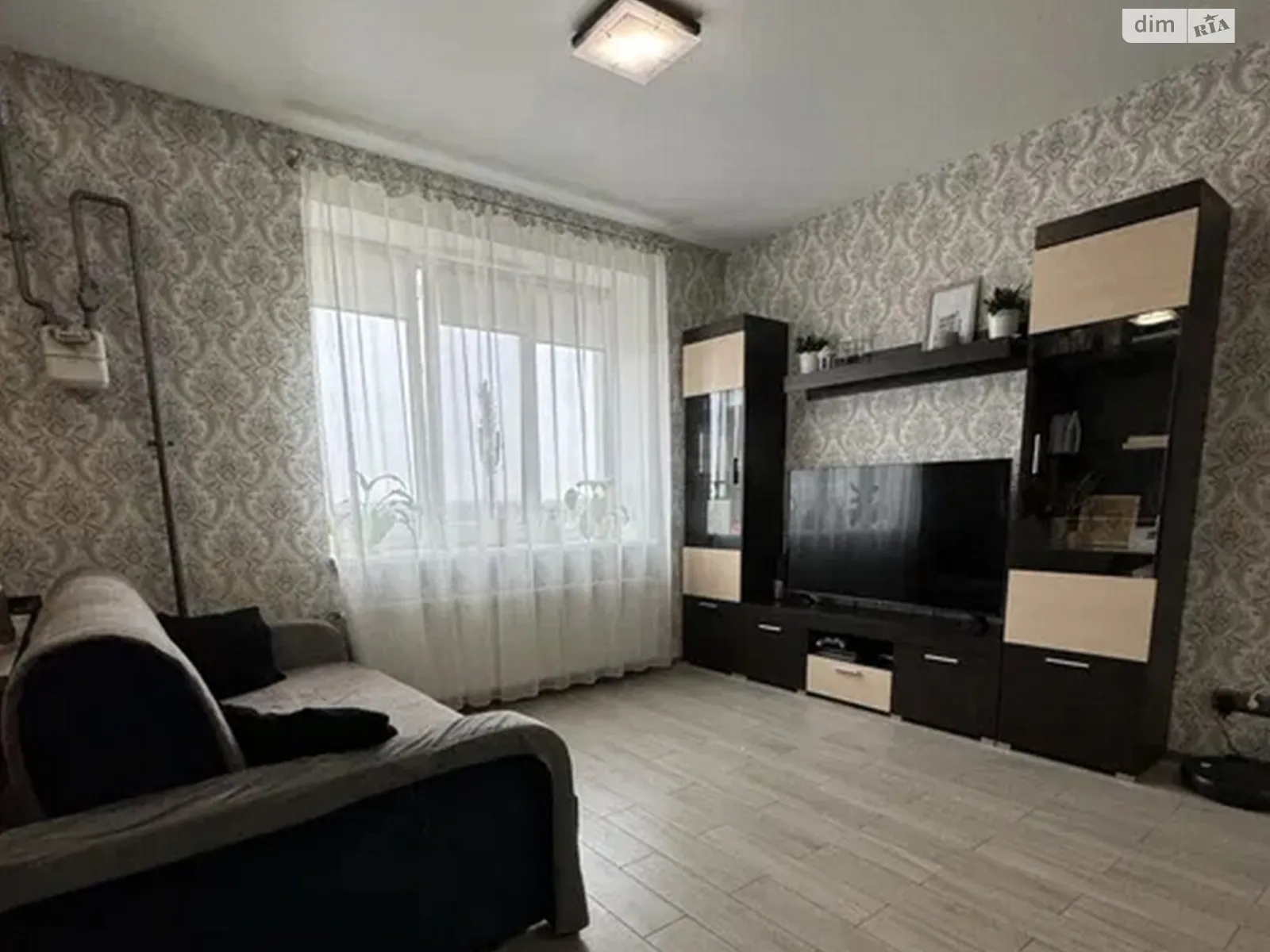 Продается 1-комнатная квартира 35.3 кв. м в Буче, ул. Бориса Гмыри, 20 - фото 1