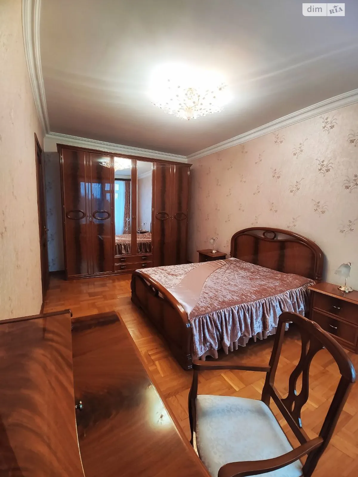 Сдается в аренду 3-комнатная квартира 98 кв. м в Днепре, ул. Героев Крут, 1 - фото 1