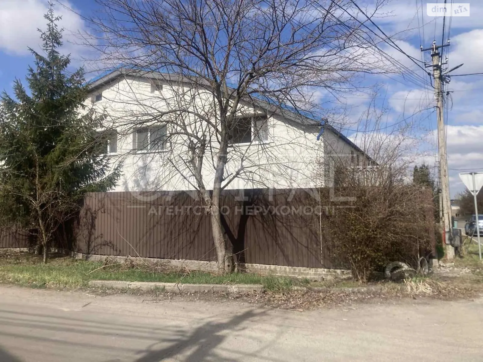 Сдается в аренду дом на 2 этажа 600 кв. м с подвалом, цена: 1450 $ - фото 1