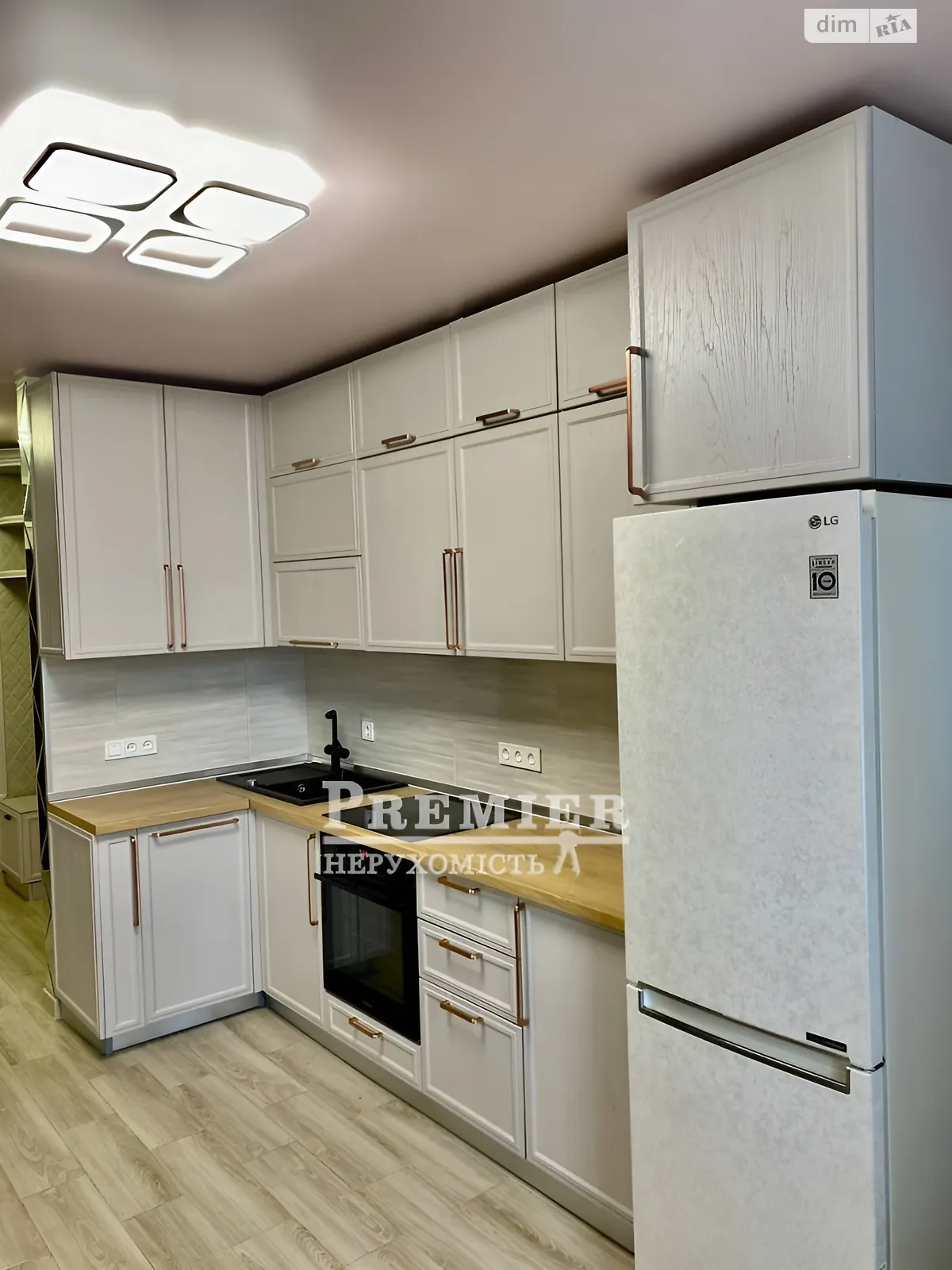 Продается 2-комнатная квартира 60.3 кв. м в Одессе, цена: 76000 $ - фото 1
