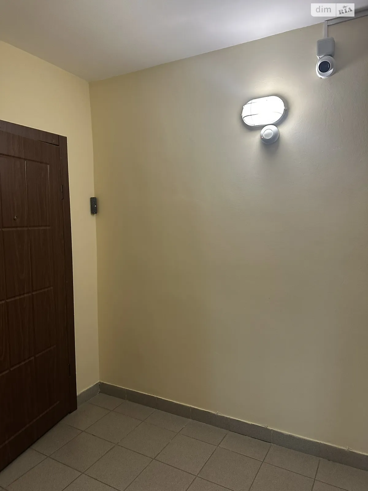 Продается 1-комнатная квартира 43 кв. м в, цена: 27000 $ - фото 1