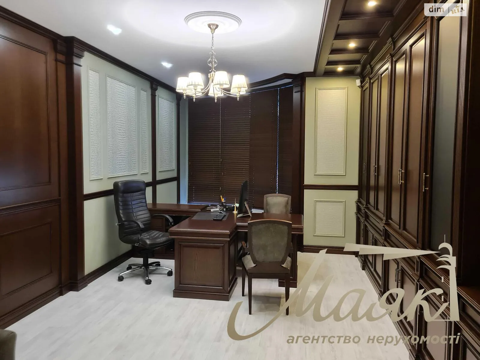 Здається в оренду офіс 100 кв. м в бізнес-центрі, цена: 2300 $ - фото 1