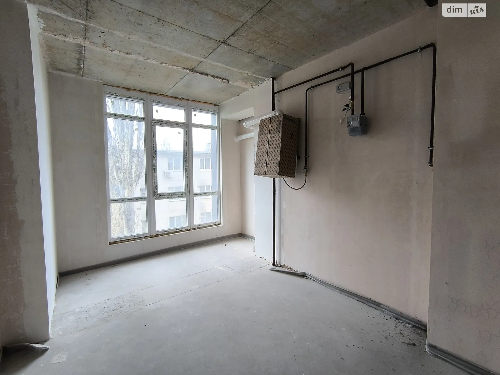 Продается 1-комнатная квартира 46.5 кв. м в Одессе, ул. Космонавтов, 23К - фото 1