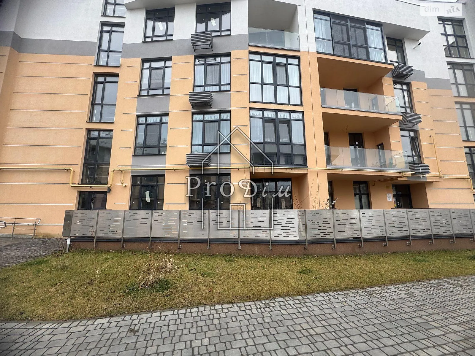 Продается 3-комнатная квартира 106.5 кв. м в Киеве, ул. Редчинская, 5 - фото 1