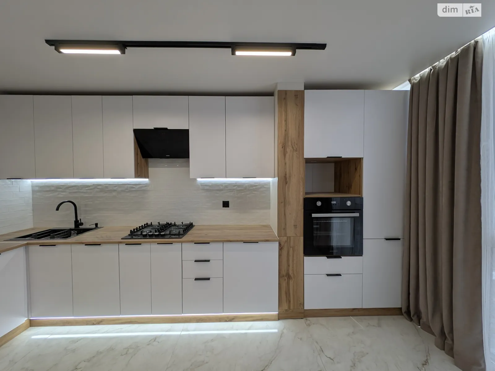 2-кімнатна квартира 57 кв. м у Тернополі, цена: 73500 $ - фото 1