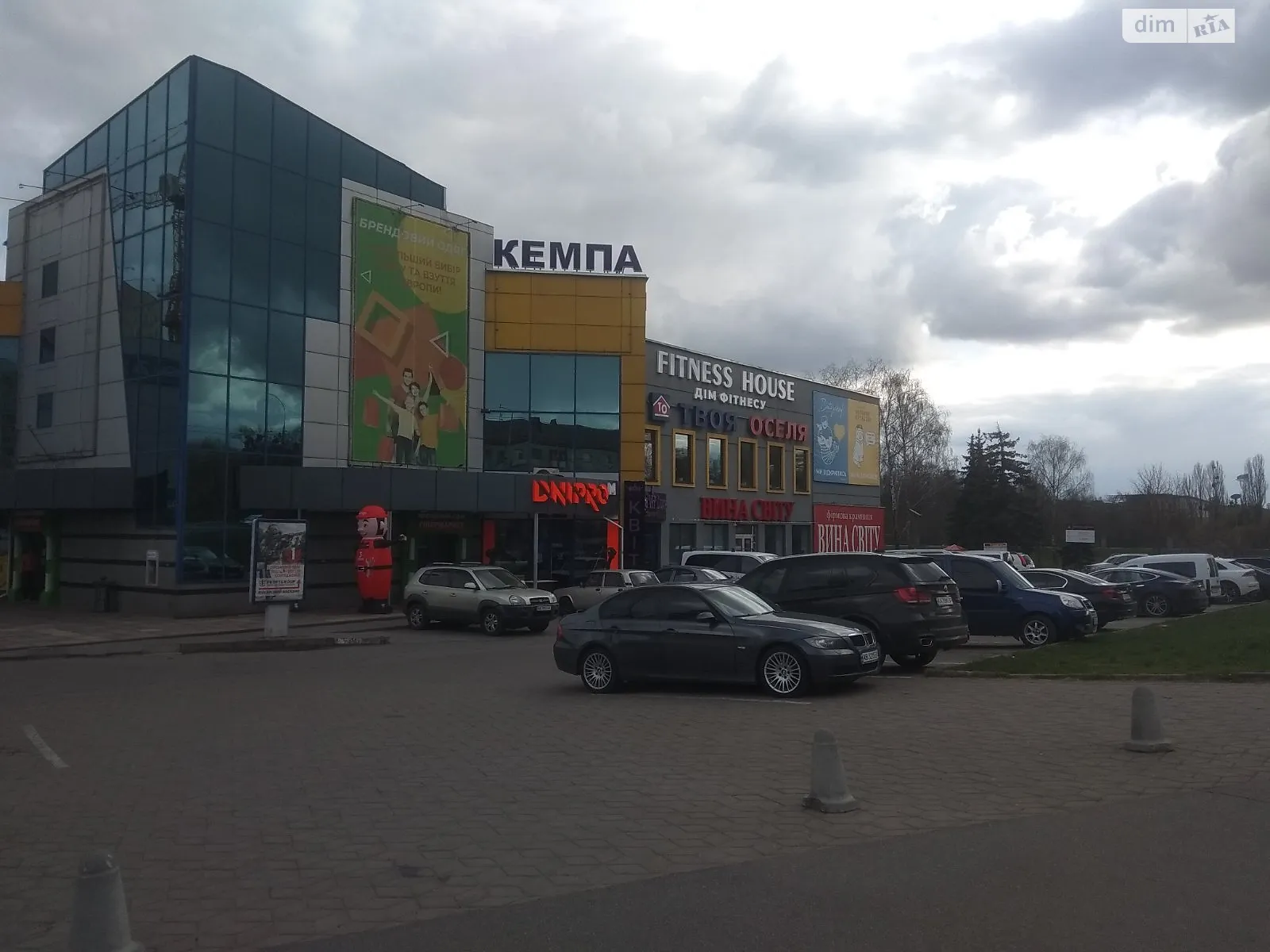 Сдается в аренду помещения свободного назначения 958 кв. м в 3-этажном здании, цена: 237500 грн - фото 1