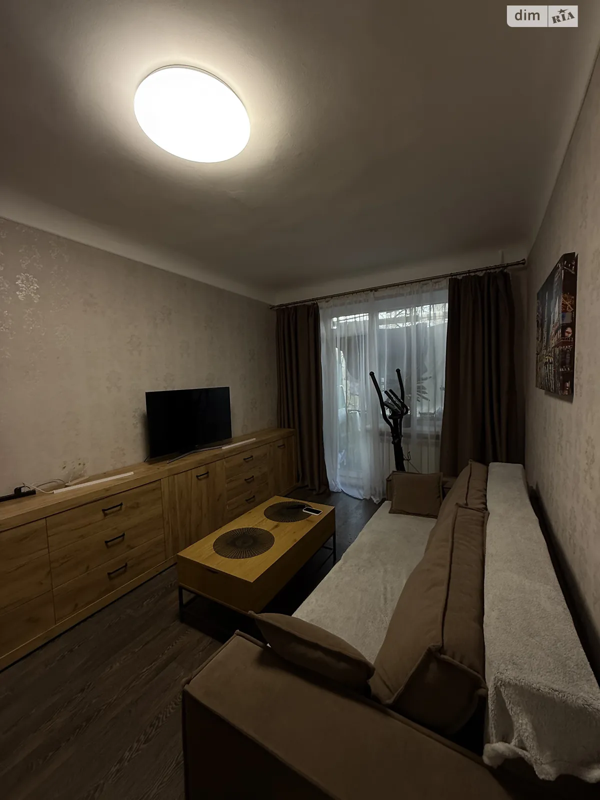 Продається 2-кімнатна квартира 41.5 кв. м у Києві, вул. Вітряні Гори, 2 - фото 1