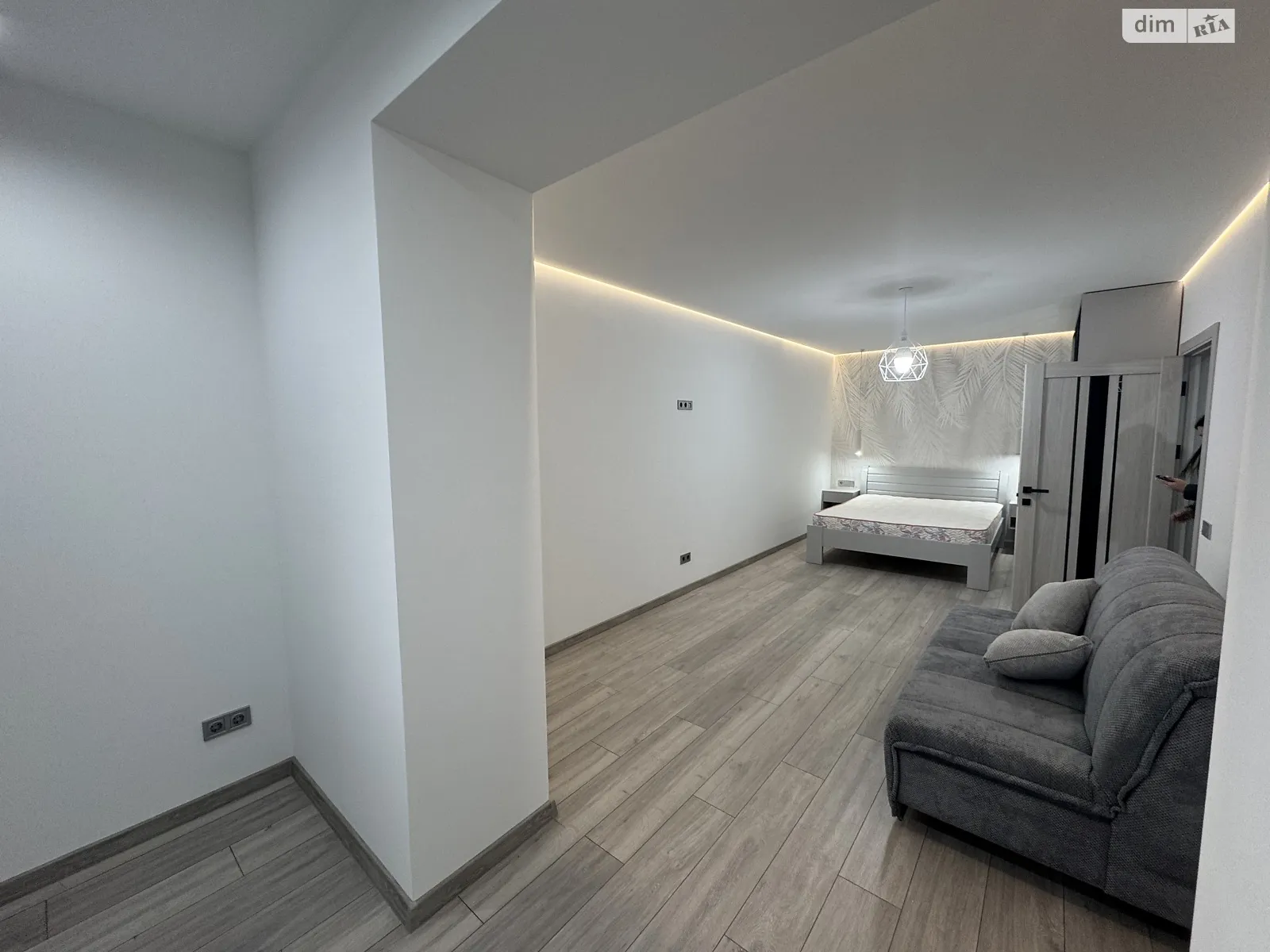 Продается 1-комнатная квартира 49 кв. м в Ивано-Франковске, цена: 68000 $ - фото 1