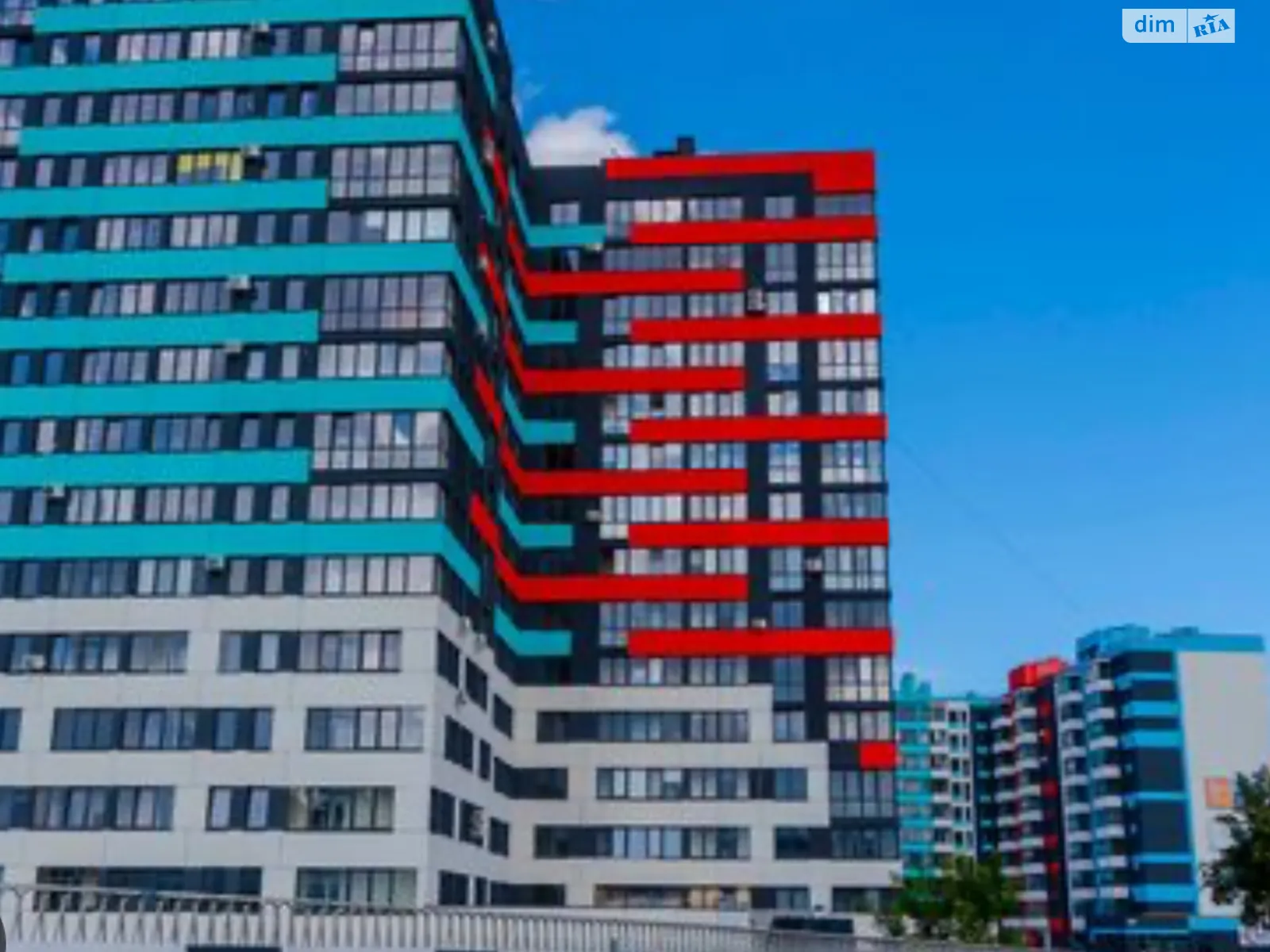 Продается 2-комнатная квартира 64.4 кв. м в Ровно, ул. Степана Бандеры, 1Е - фото 1