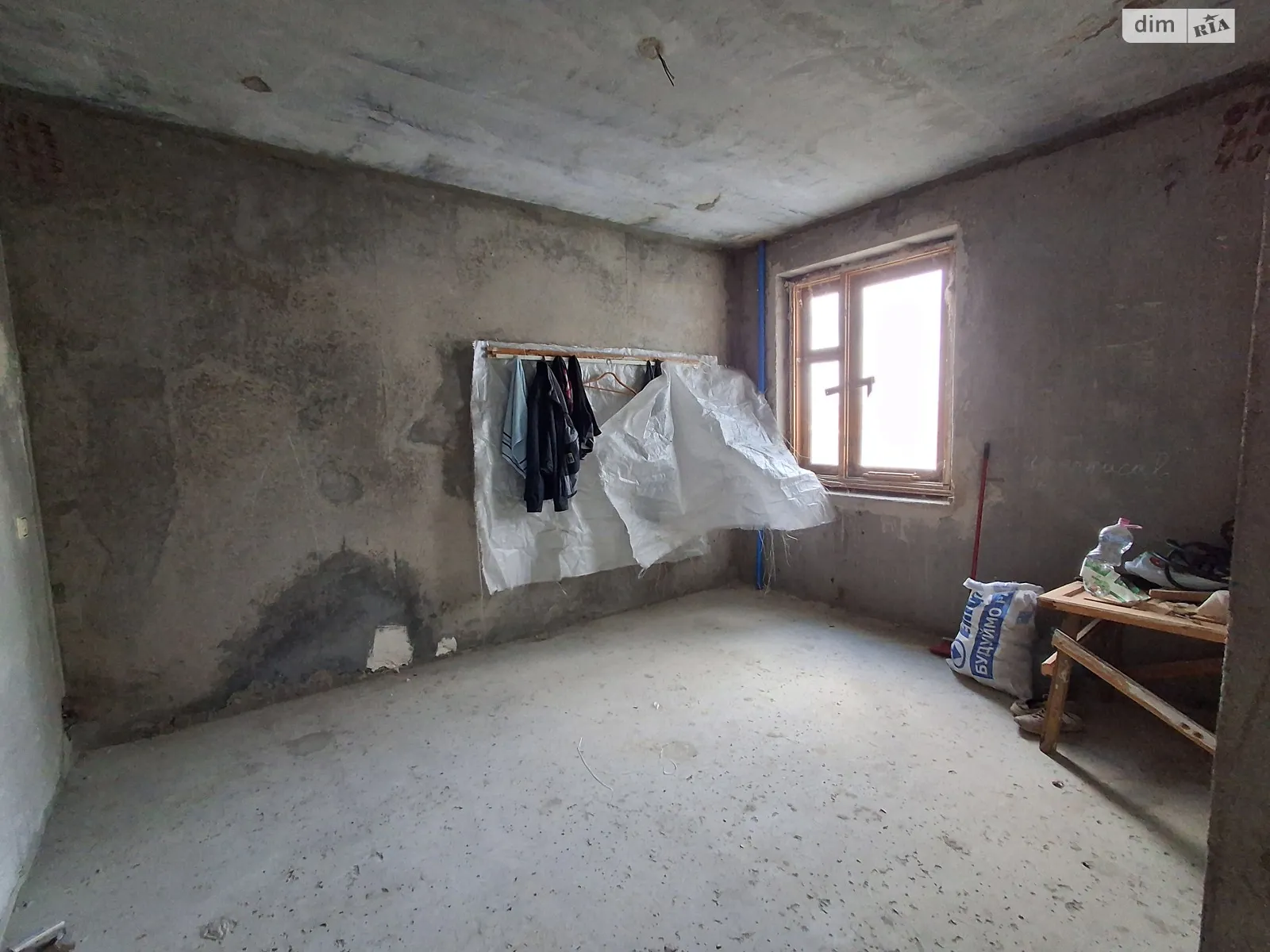 Продается 4-комнатная квартира 88 кв. м в Ивано-Франковске, ул. 24 Августа, 5 - фото 1