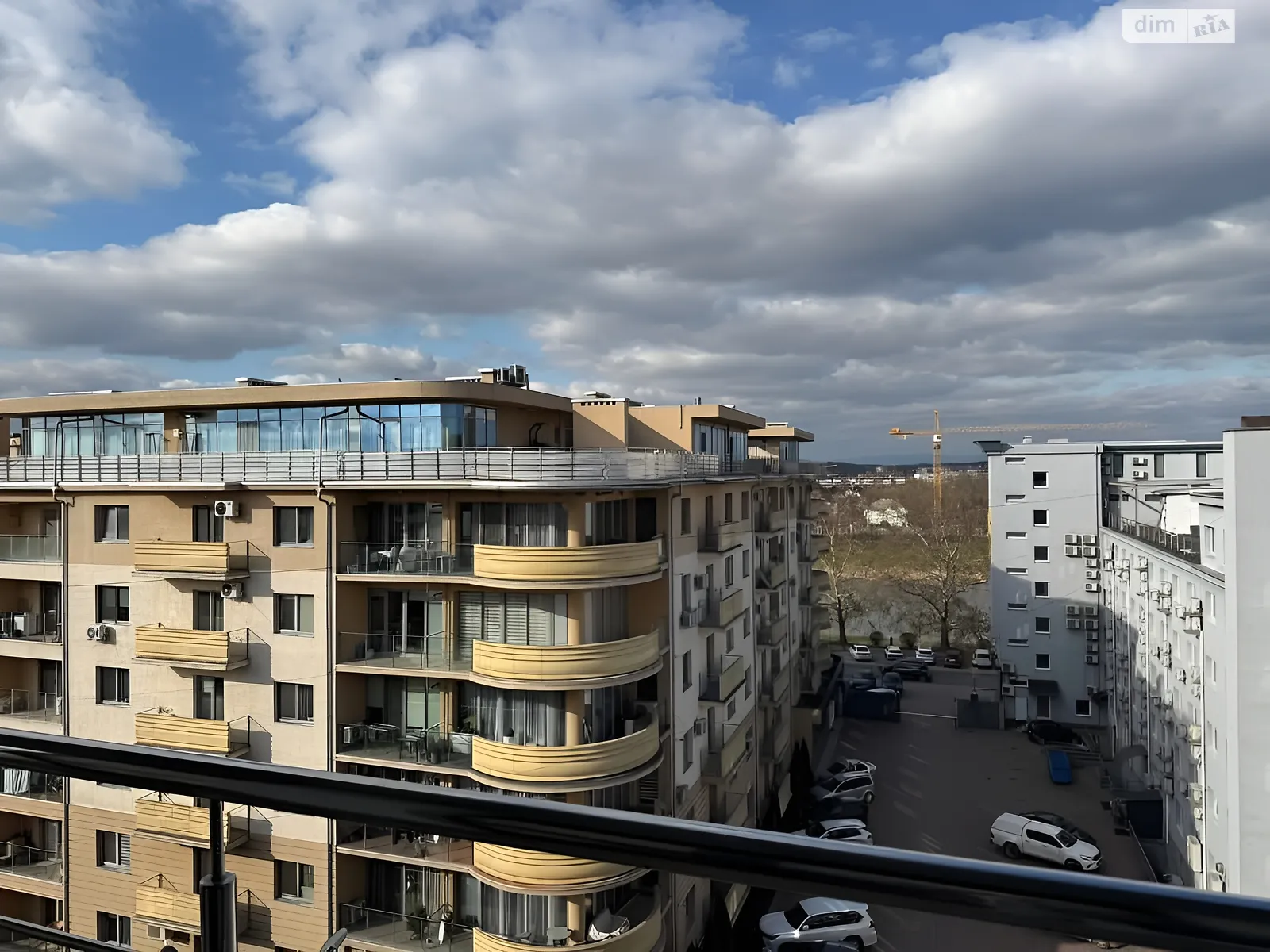 Продається 3-кімнатна квартира 123 кв. м у Ужгороді, цена: 135800 $ - фото 1