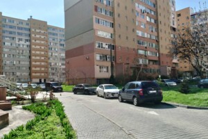 Продаж квартири, Одеса, р‑н. Містечко Котовського, Академіка Сахарова вулиця, буд. 18