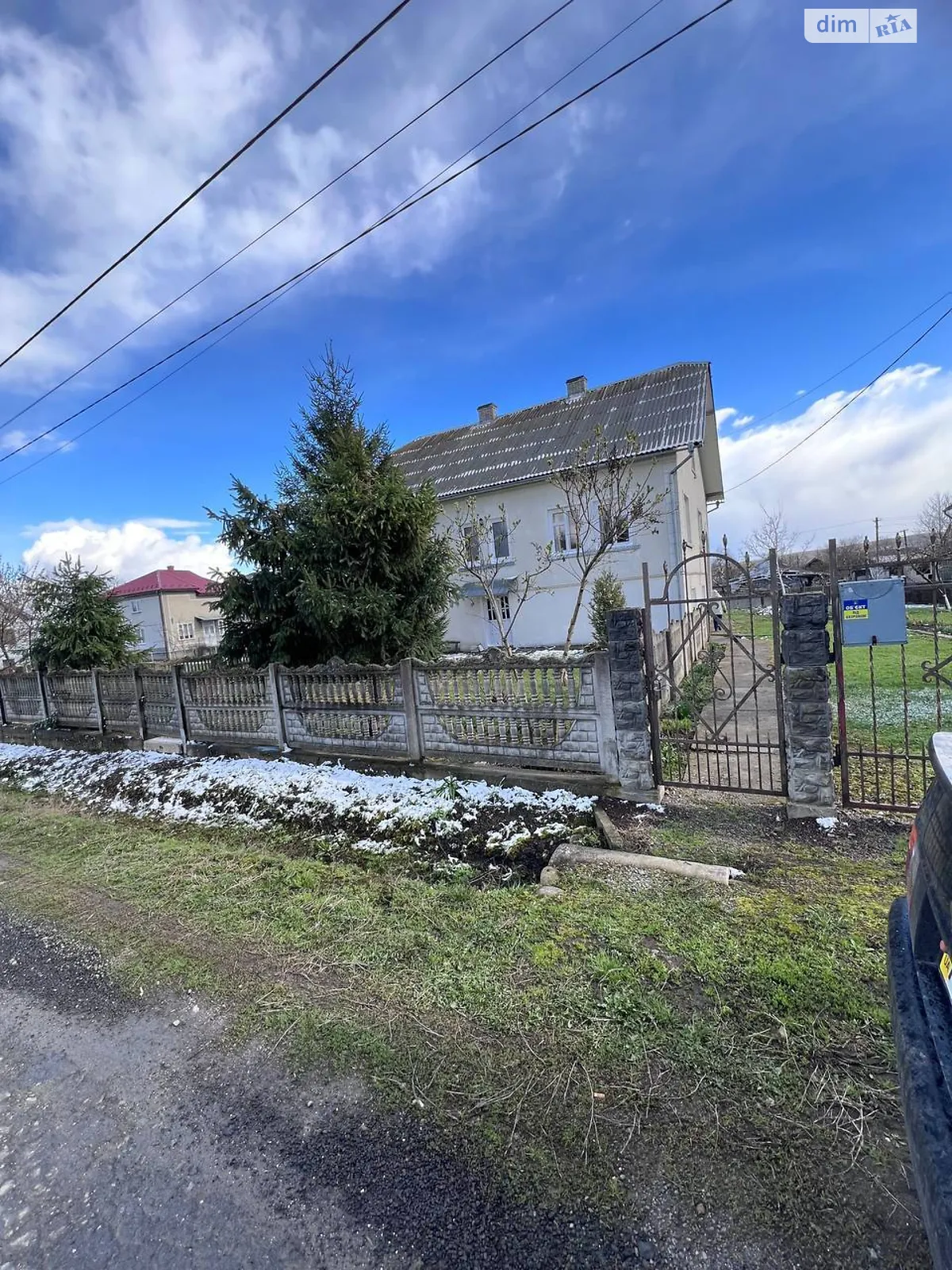 Продается дом на 2 этажа 239 кв. м с баней/сауной, цена: 80000 $ - фото 1