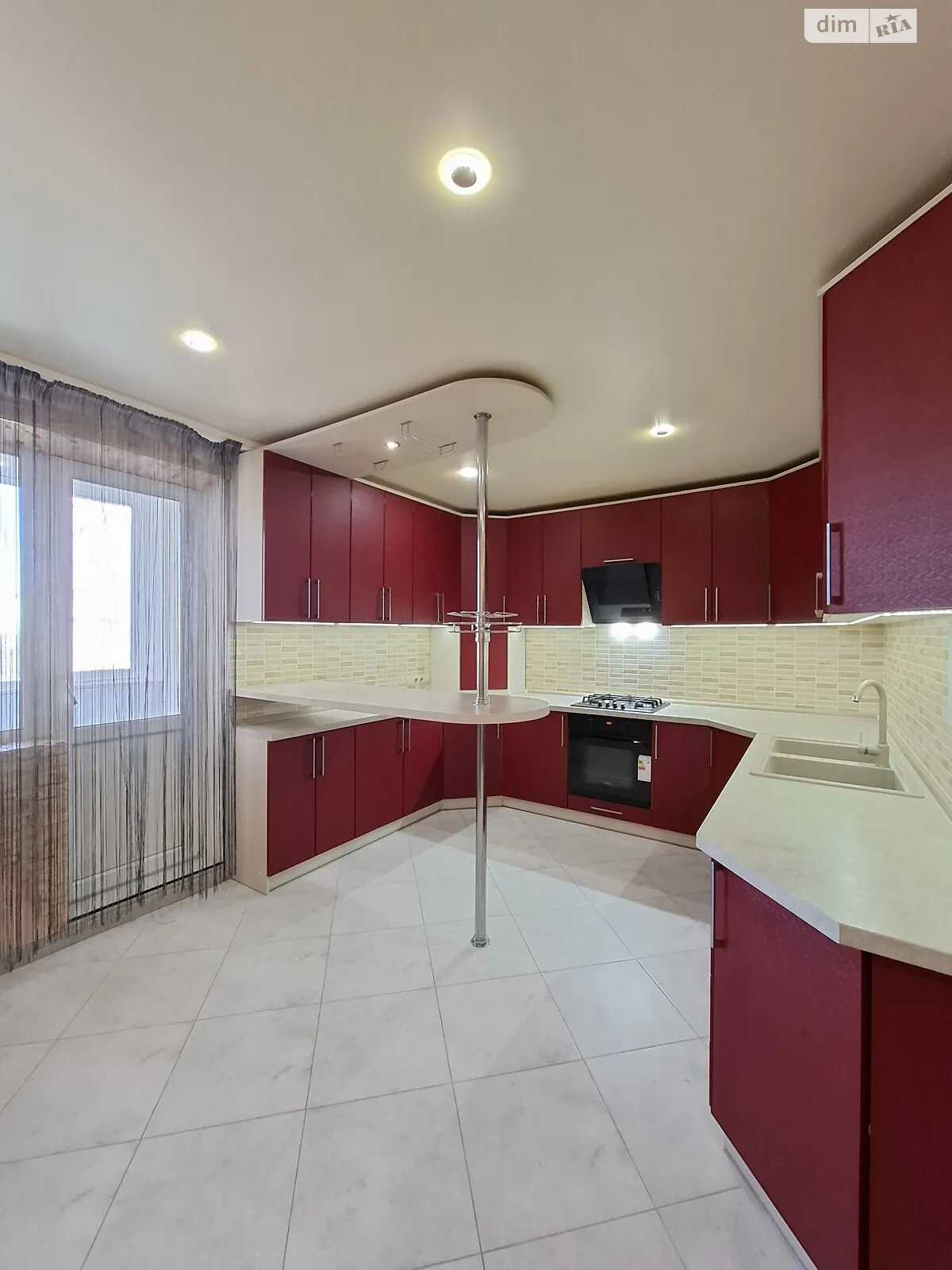 Продается 3-комнатная квартира 81.2 кв. м в Чернигове, ул. Шевченко, 99Б - фото 1