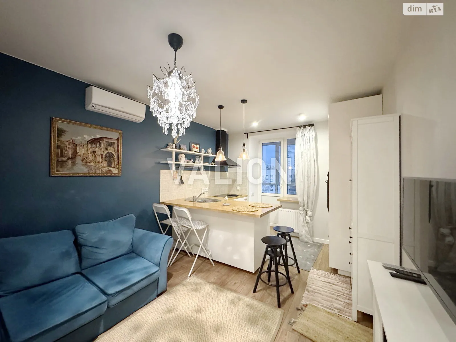 Продается 1-комнатная квартира 42 кв. м в Киеве, ул. Герцена, 35 - фото 1