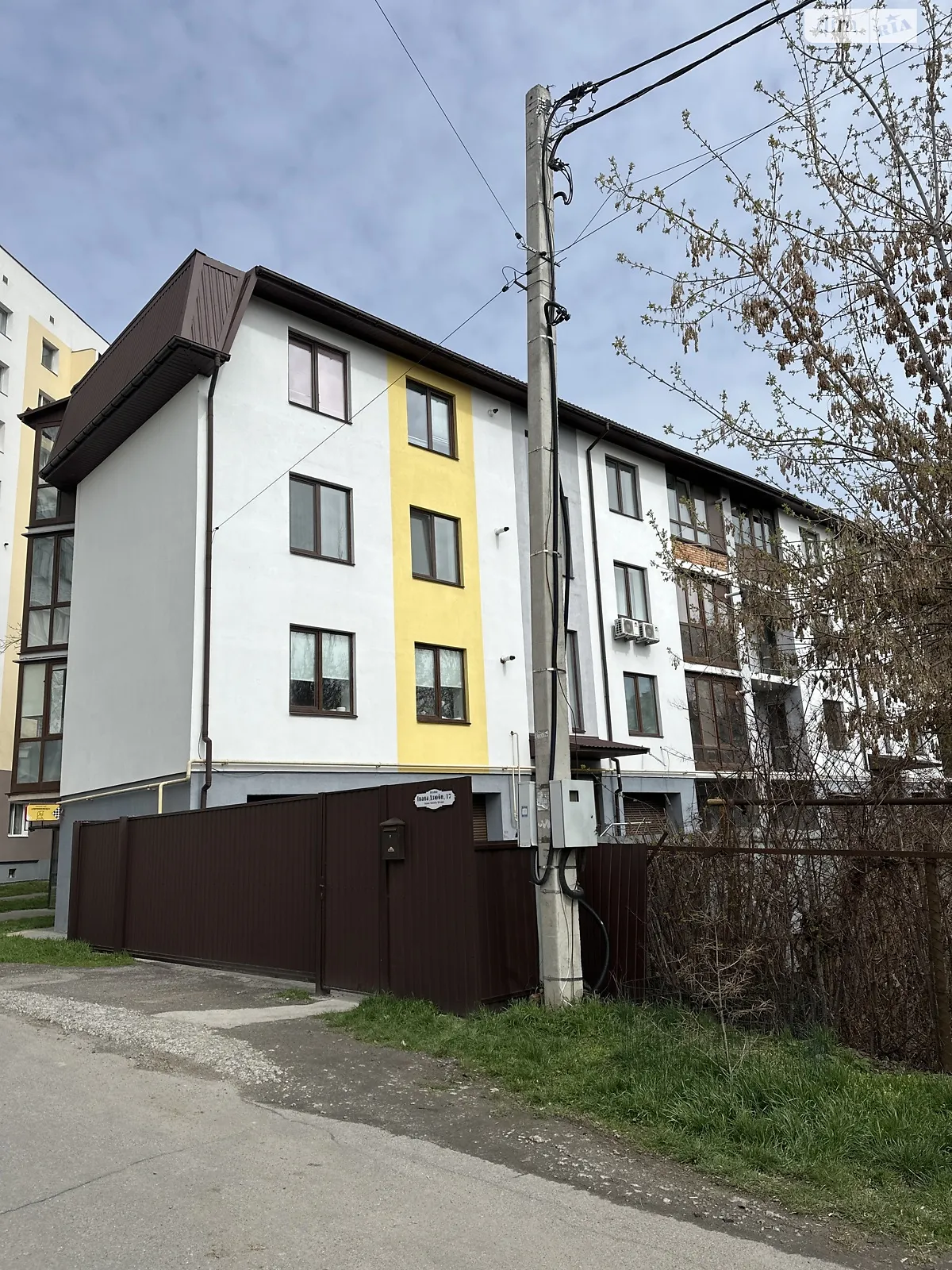 Продається 1-кімнатна квартира 52.6 кв. м у Вінниці, вул. Івана Дзюби(Академіка Павлова), 17 - фото 1