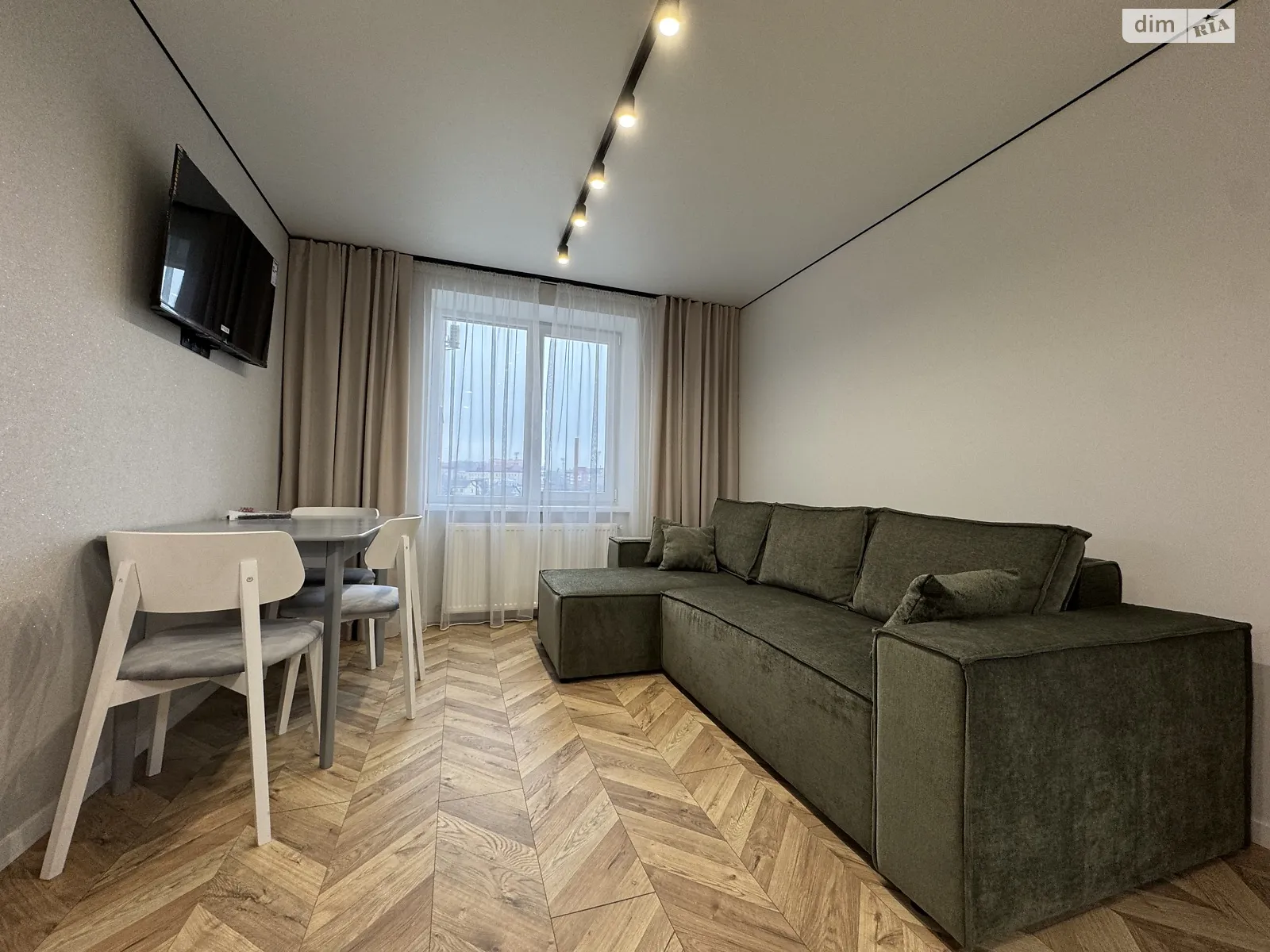 1-кімнатна квартира 42 кв. м у Тернополі, вул. Пирогова - фото 1