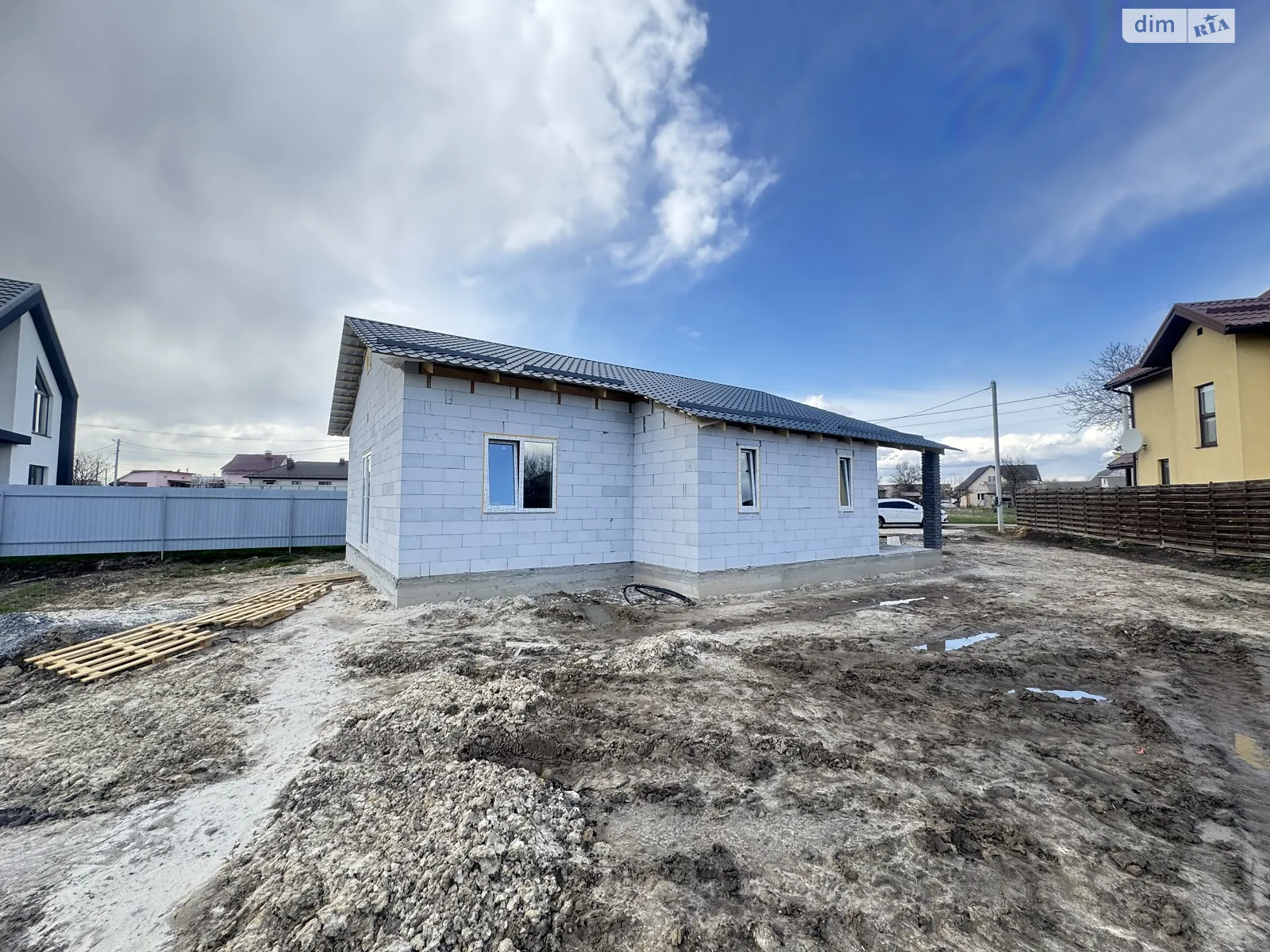 Продается одноэтажный дом 96 кв. м с участком, цена: 44000 $ - фото 1