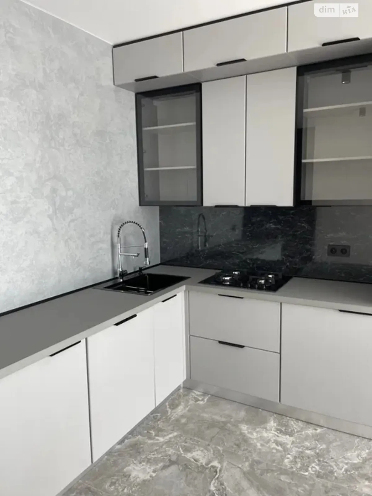 Продается 2-комнатная квартира 53 кв. м в Киеве, ул. Дубищанская, 1 - фото 1